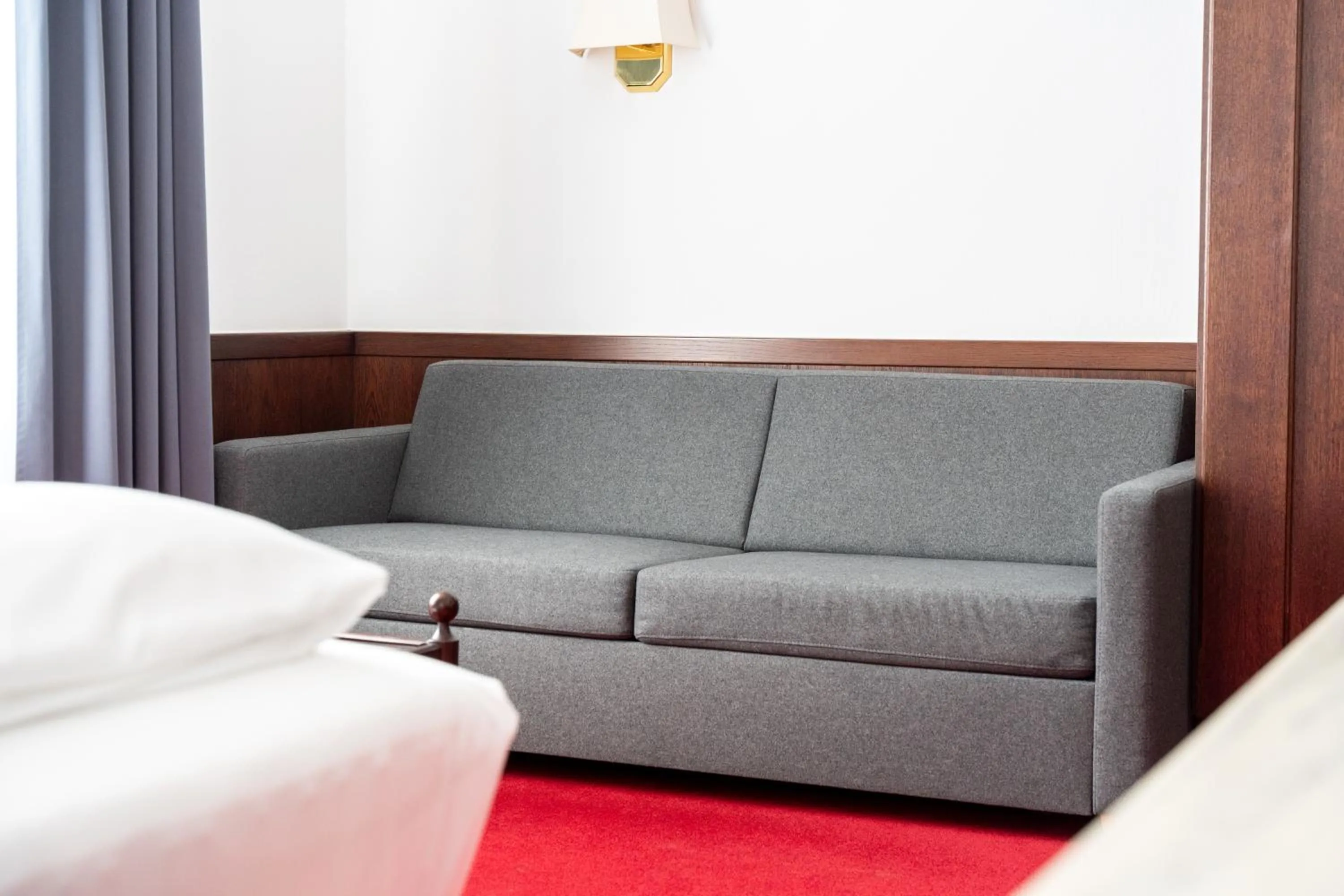 Seating area, Bed in Hotel zum Ritter