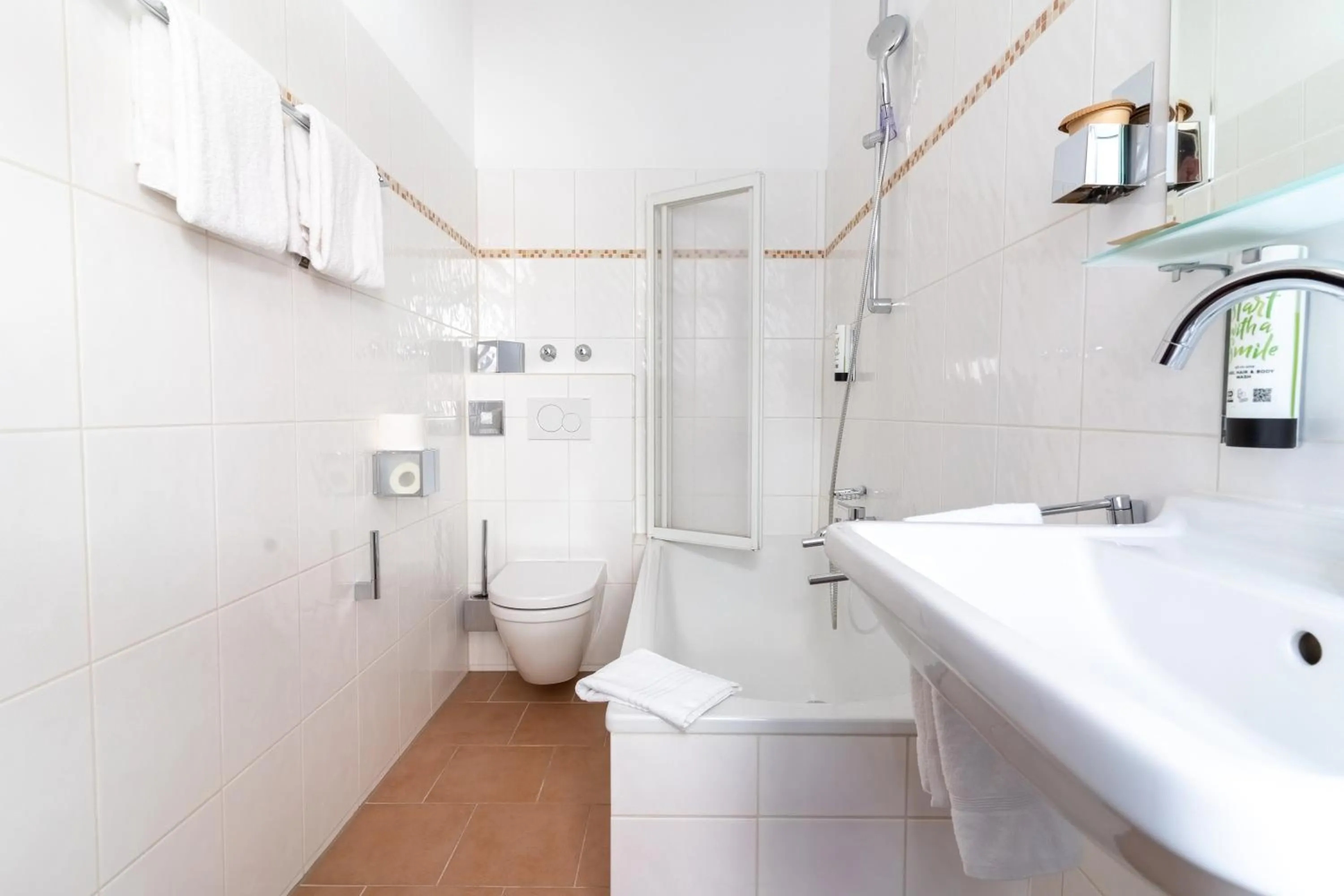 Toilet in Hotel zum Ritter