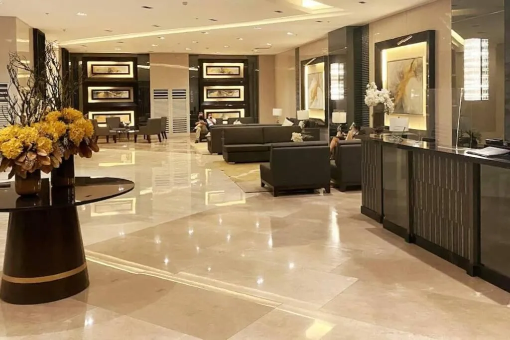 Lobby or reception in 1BR Suite near Megamall, Boni & Shaw MRT Station