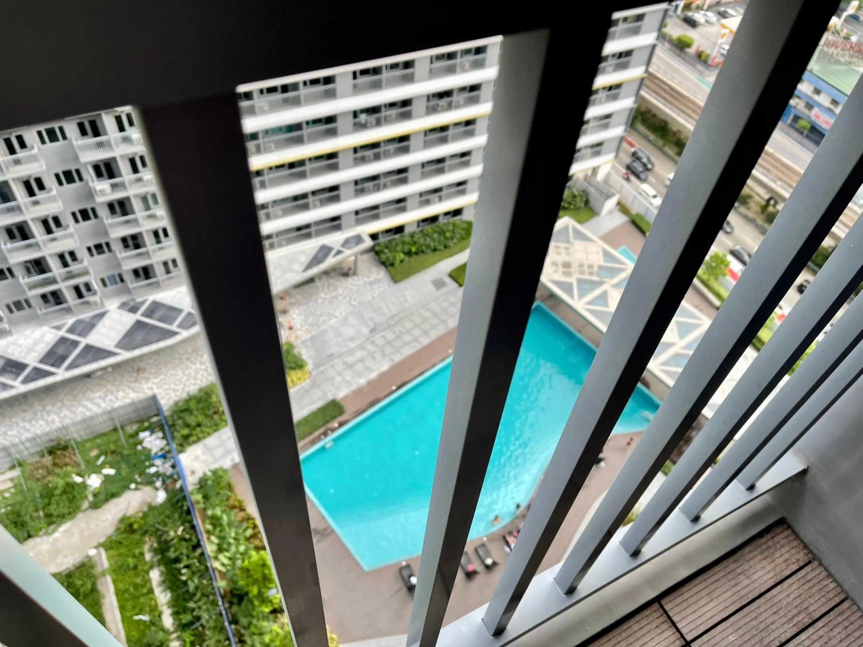Balcony/Terrace in 1BR Suite near Megamall, Boni & Shaw MRT Station