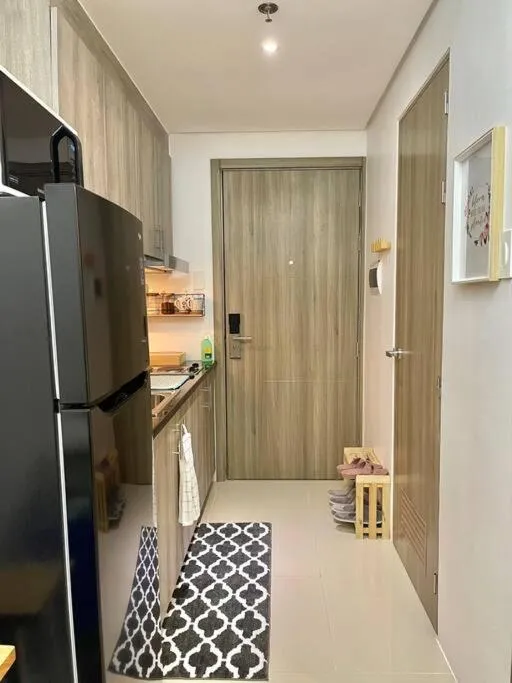 1BR Suite near Megamall, Boni & Shaw MRT Station