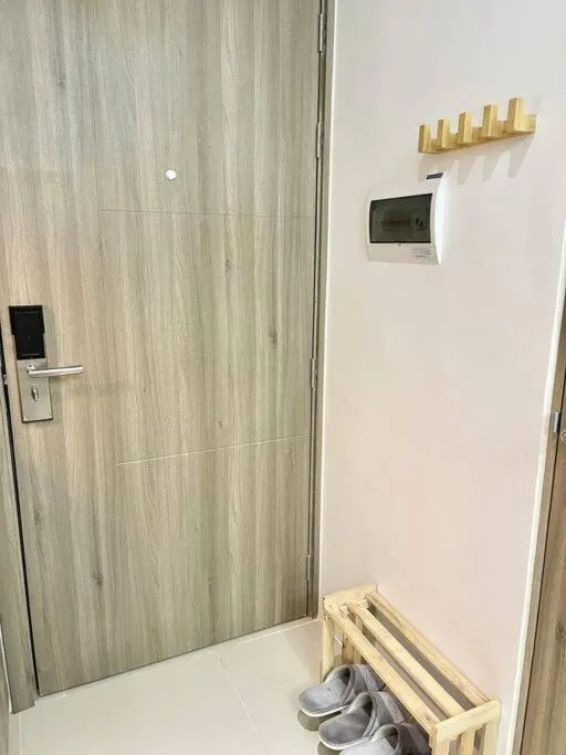 1BR Suite near Megamall, Boni & Shaw MRT Station