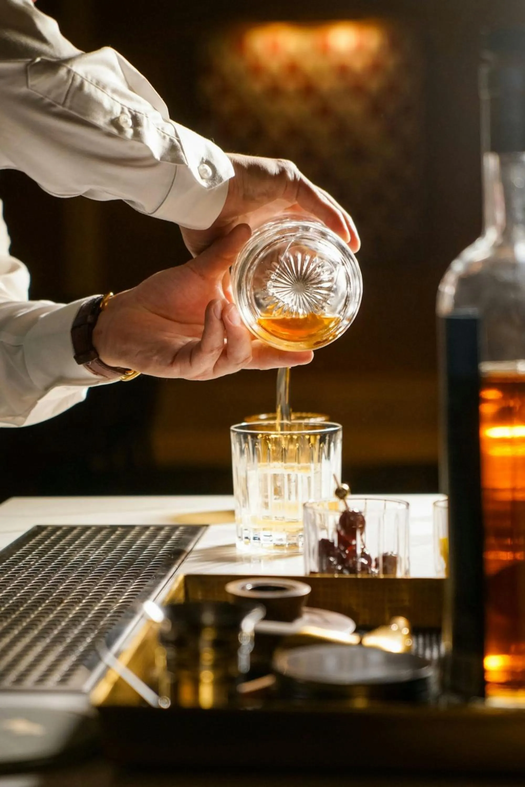 Lounge or bar in The Seagate Hotel, Golf & Beach Club, Autograph Collection