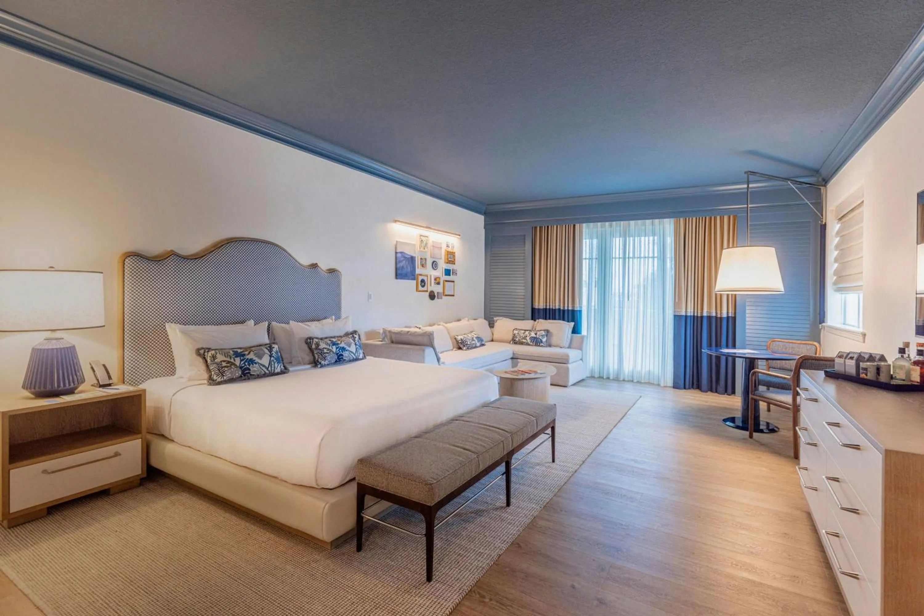 Photo of the whole room, Bed in The Seagate Hotel, Golf & Beach Club, Autograph Collection