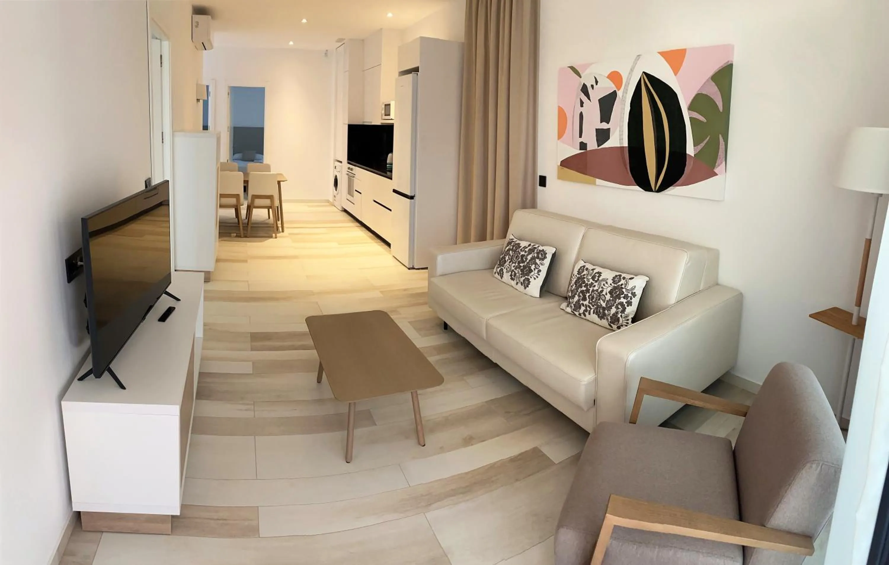 AZAHAR BEACH Red Apartments & Spa