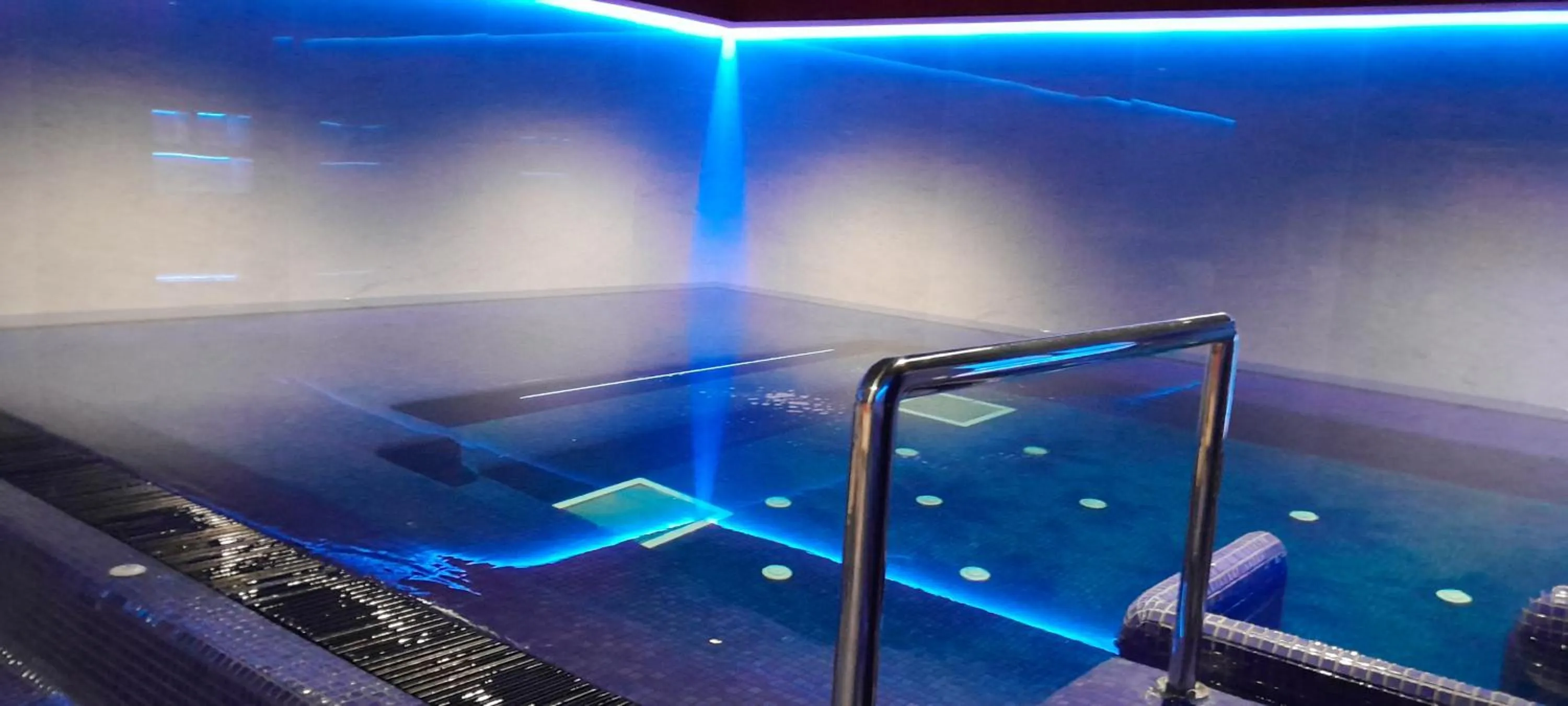 Spa and wellness centre/facilities in AZAHAR BEACH Red Apartments & Spa