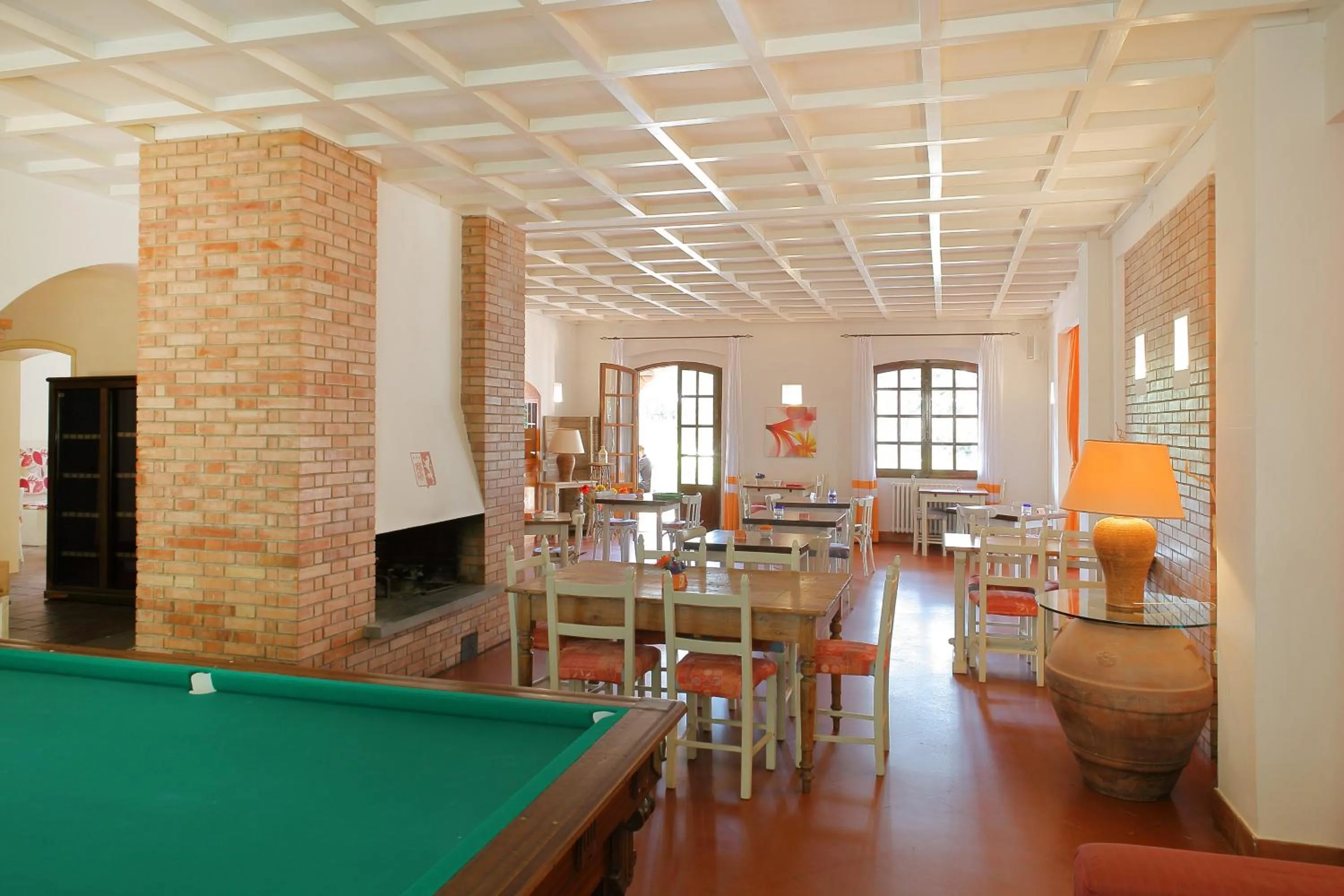 Billiard in Hotel Le Renaie