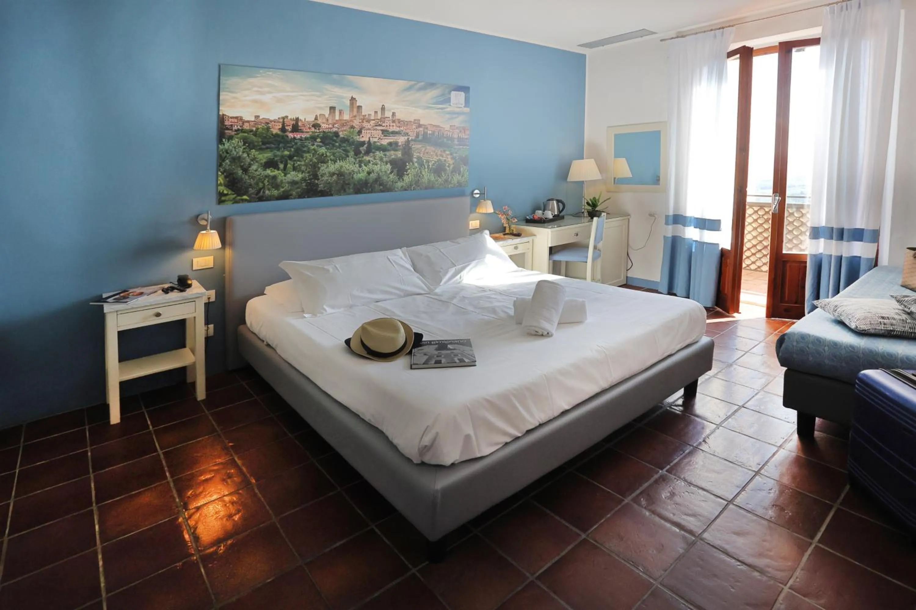 Bed in Hotel Le Renaie