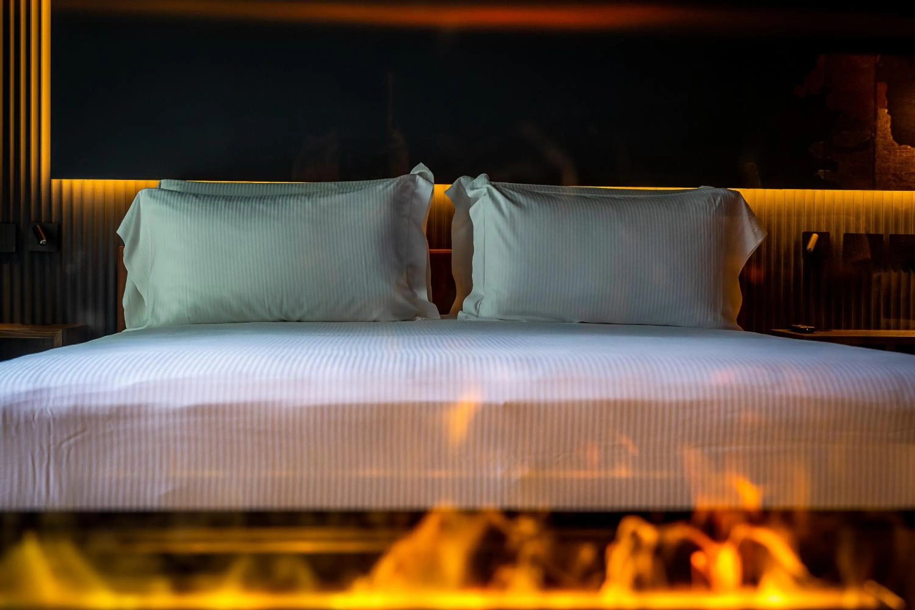 Bed in Phi Hotel Piajo