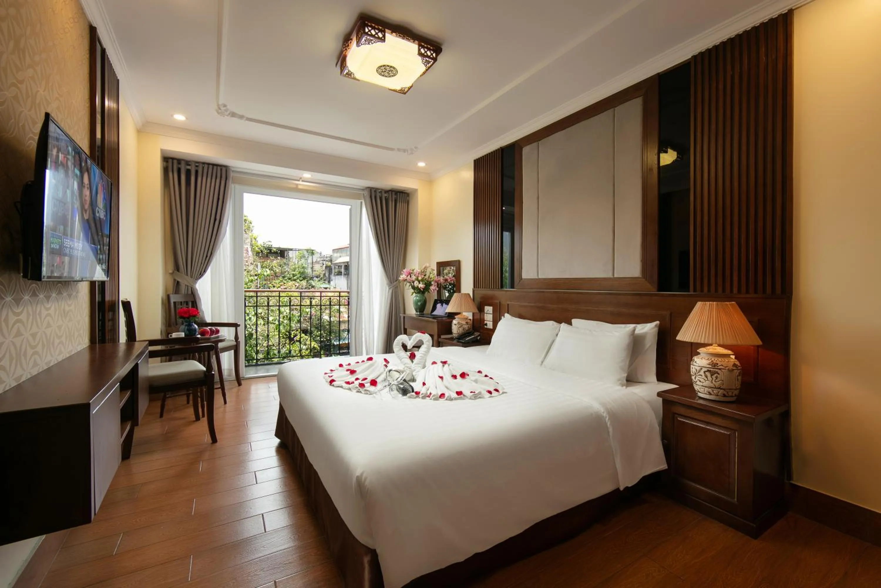 Bed in The West Hotel & Spa