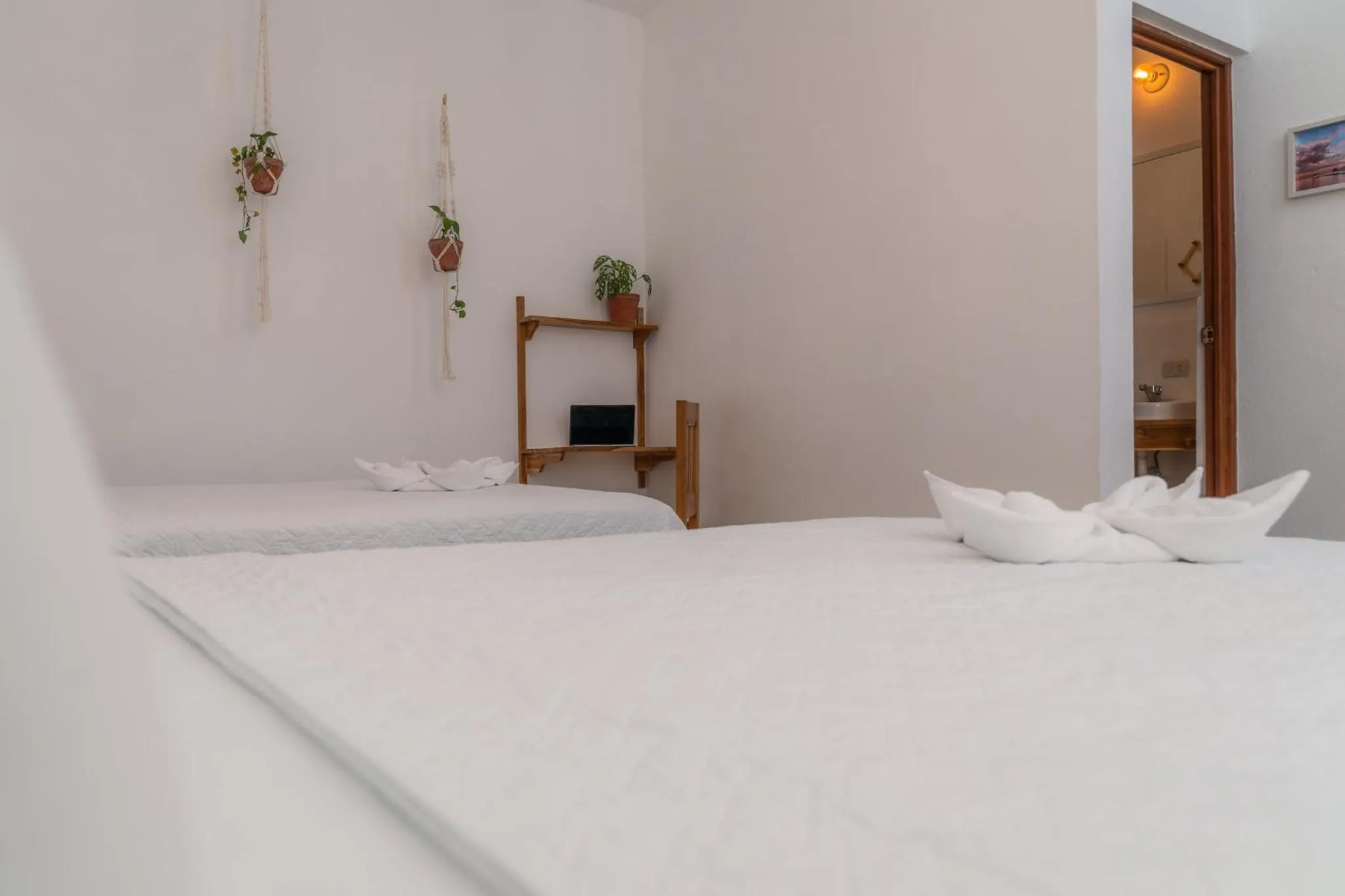 Family, Bed in Casa Ramona