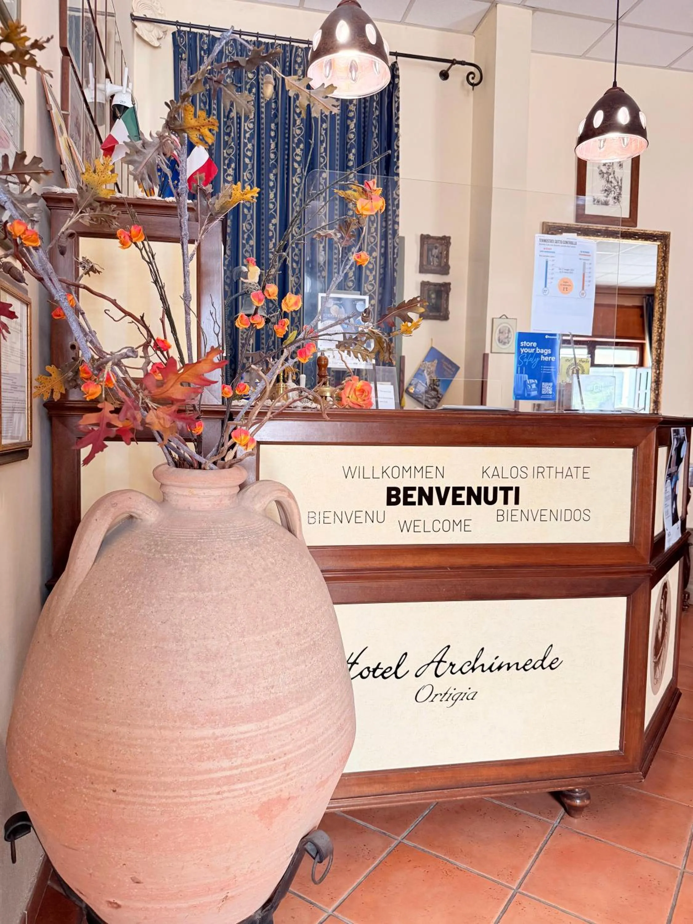 Lobby or reception in Hotel Archimede Ortigia