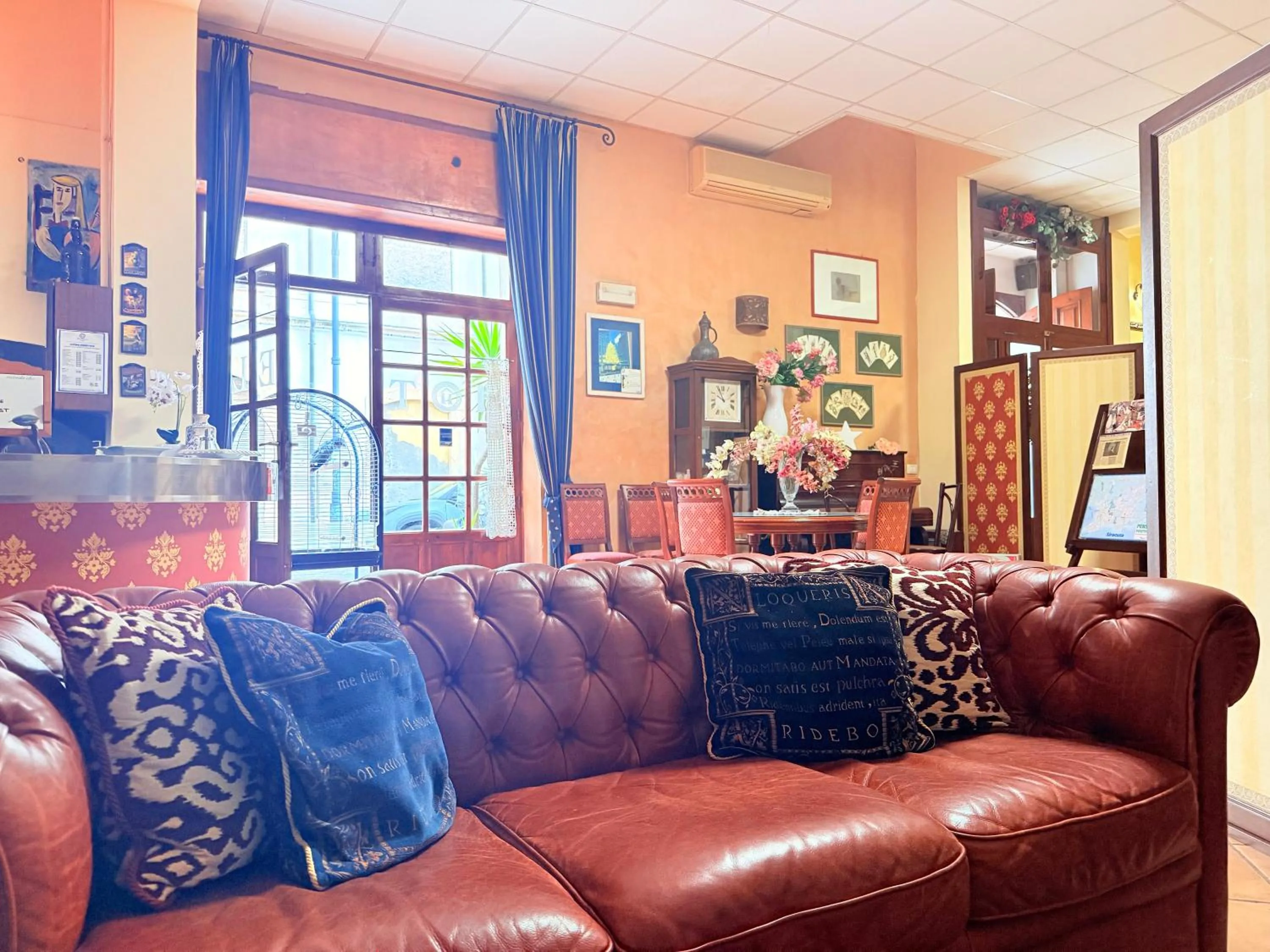 Lobby or reception in Hotel Archimede Ortigia