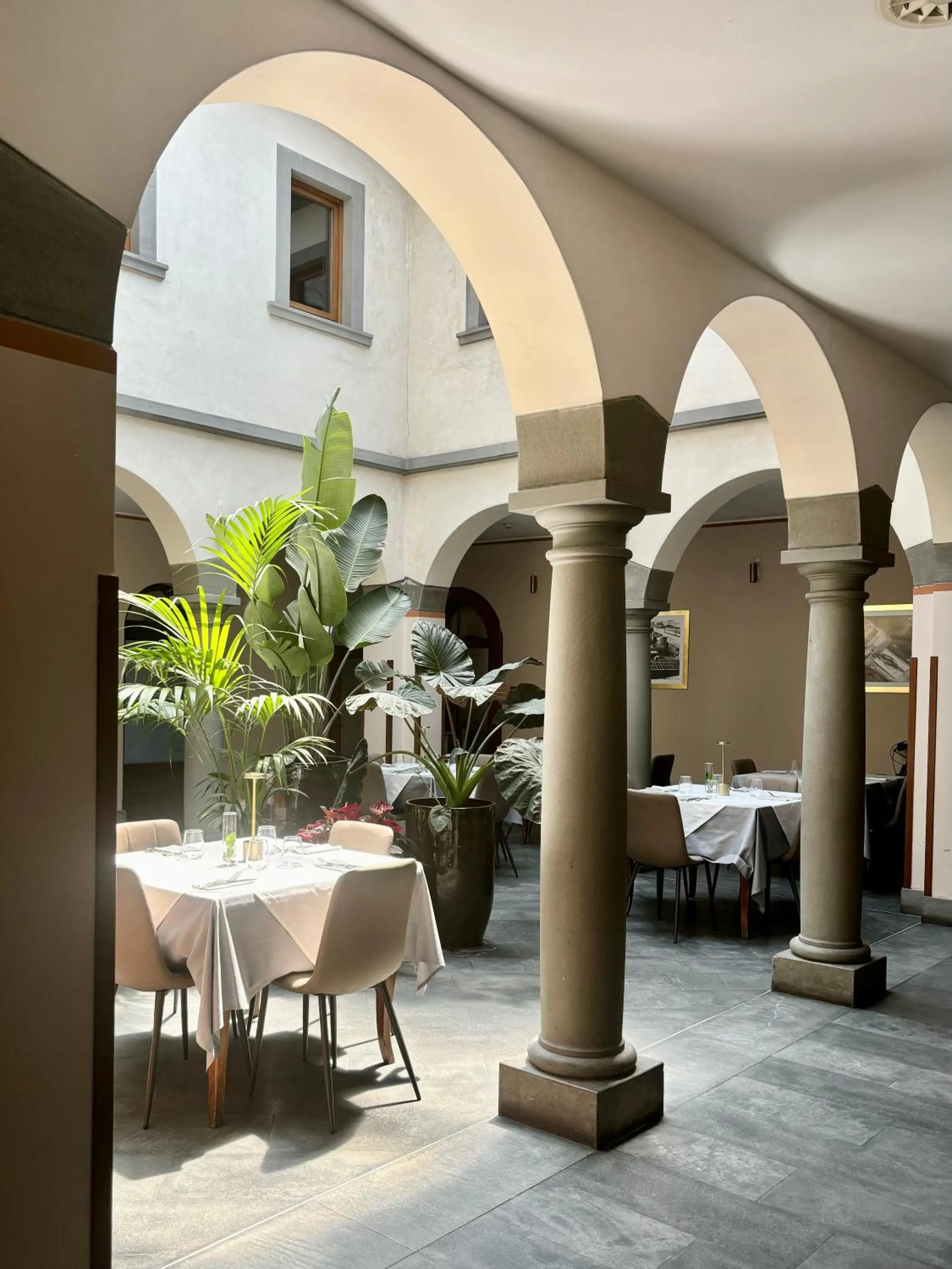Restaurant/places to eat in Hotel Sebino