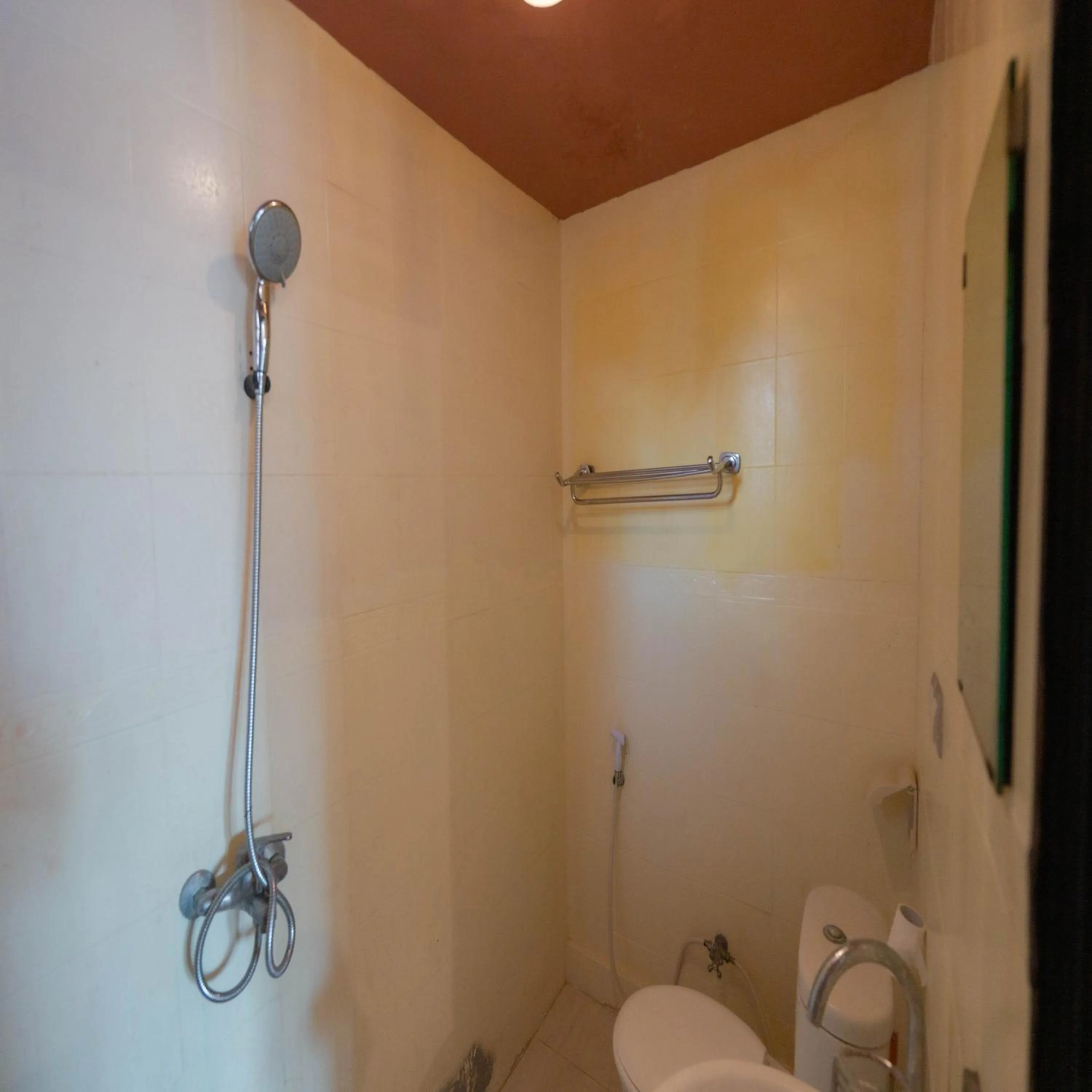 Bathroom in Gili White Bamboo Resort