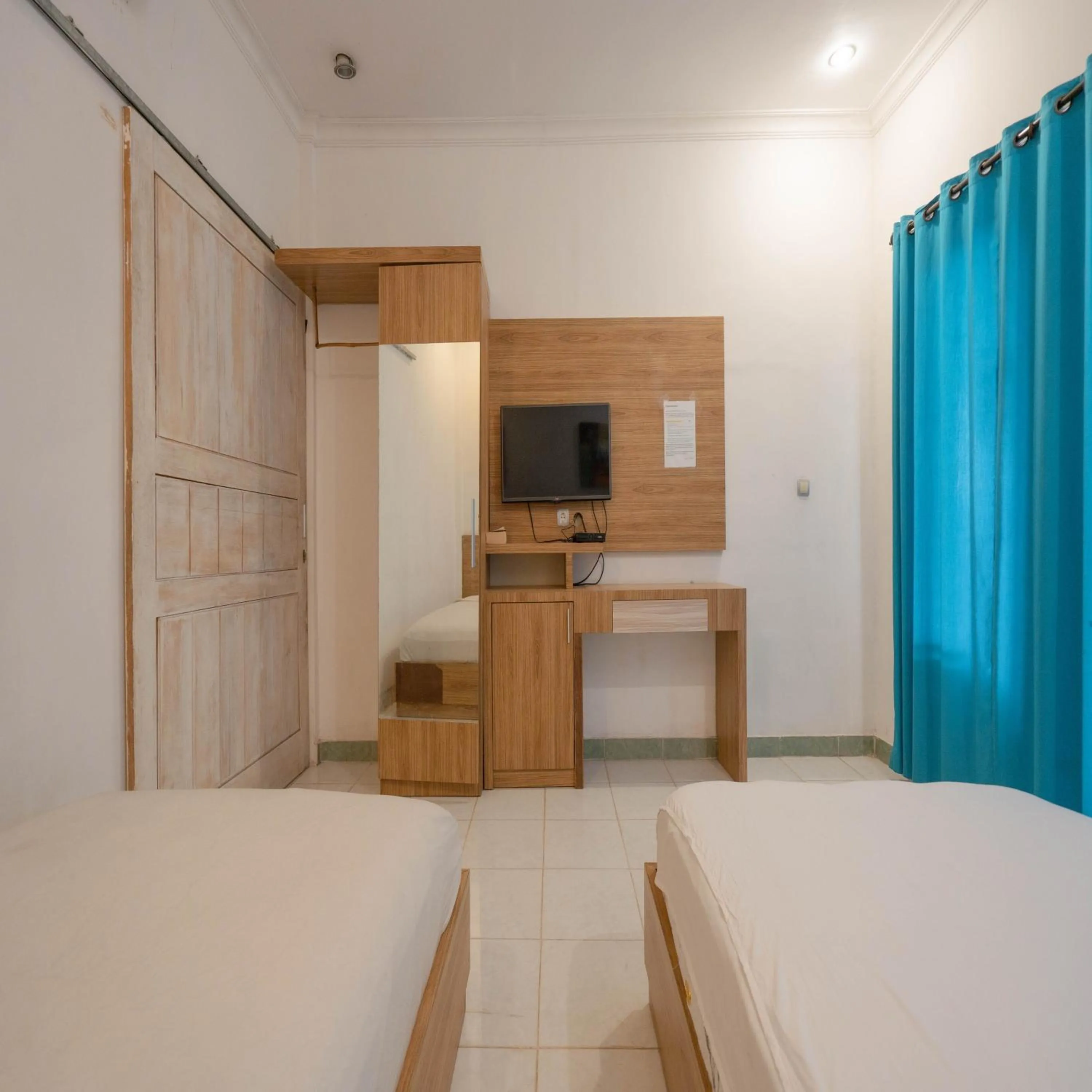 TV and multimedia in Gili White Bamboo Resort