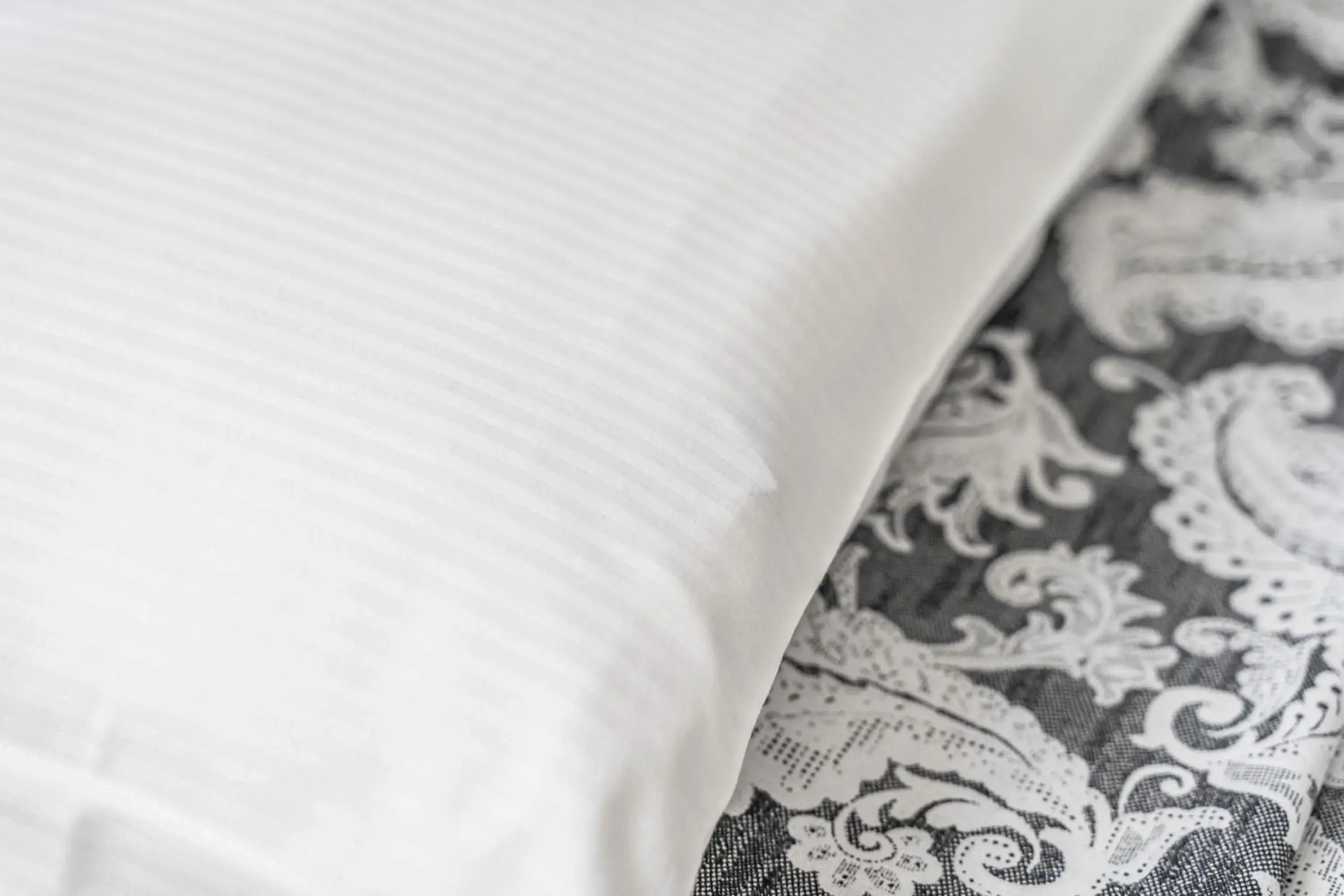 Bed in Hotel Italia Bed in Hotel Italia