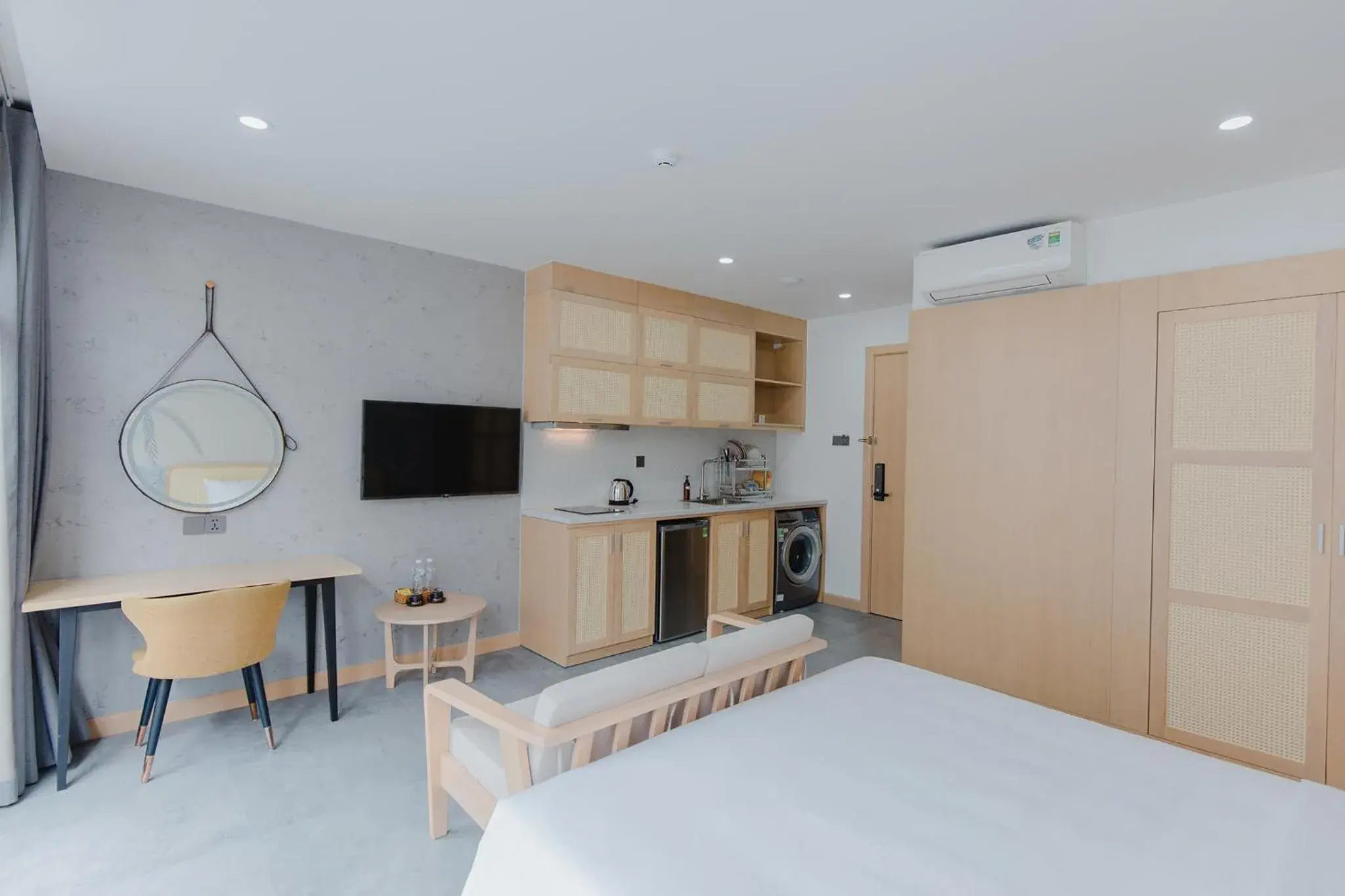 Superior Studio in SHI HOUSE by Haviland Superior Studio in SHI HOUSE by Haviland