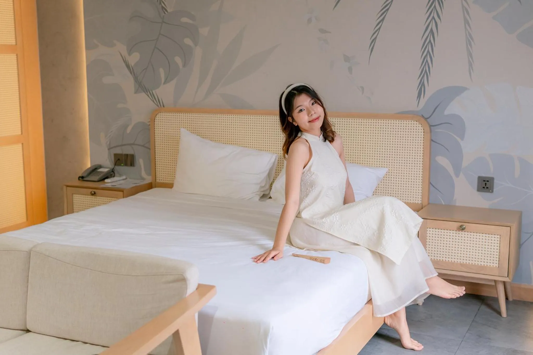 People, Bed in SHI HOUSE by Haviland