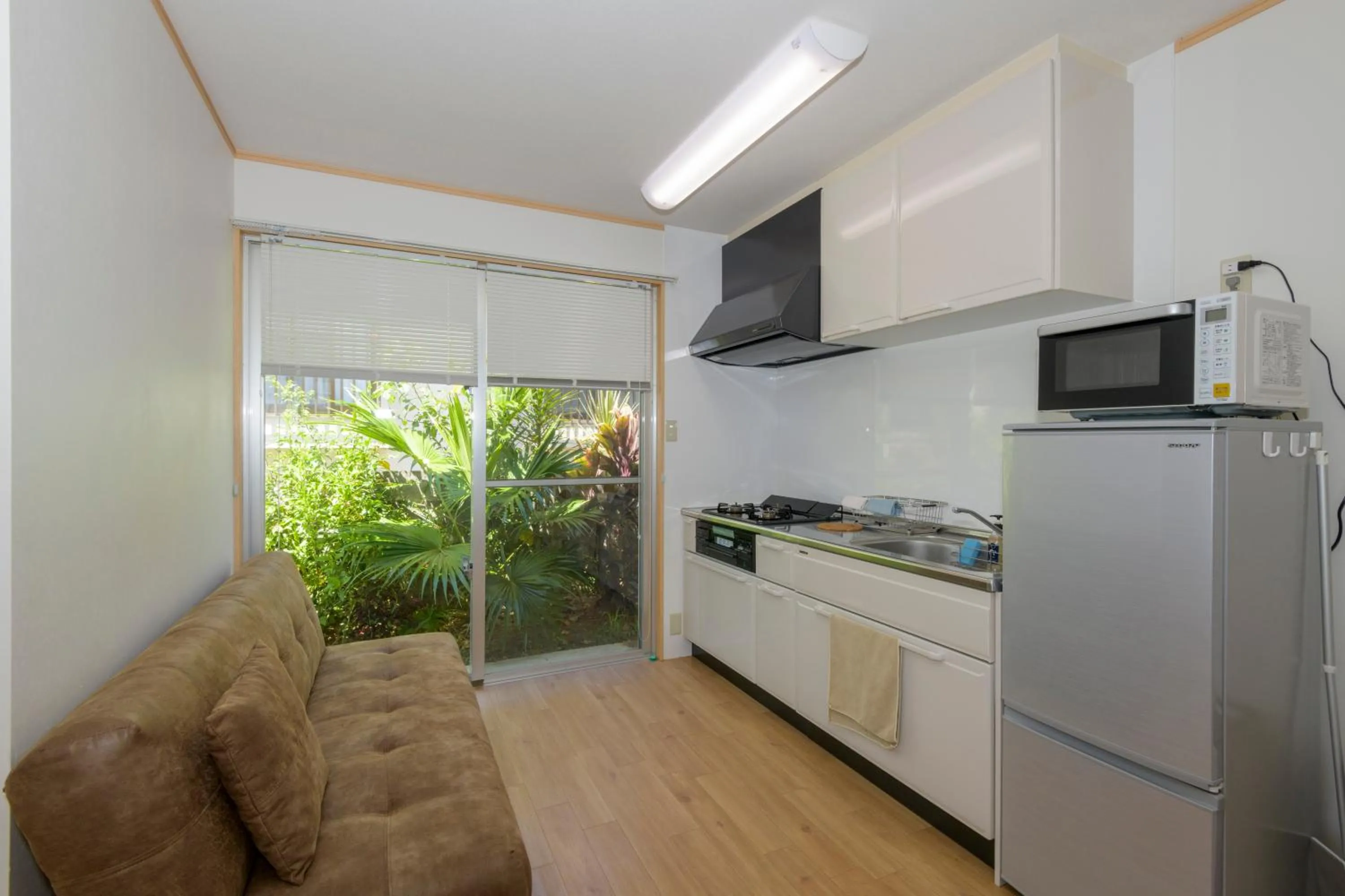 Kitchen or kitchenette in WhiteShisa