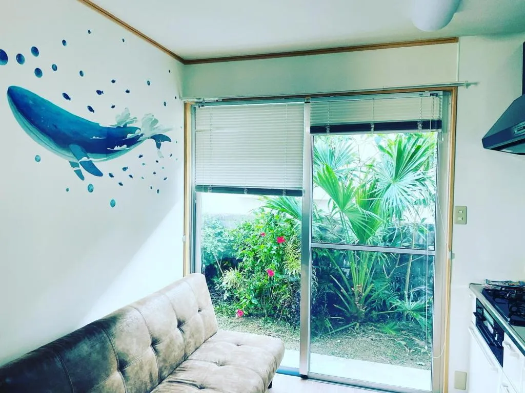 Garden in WhiteShisa