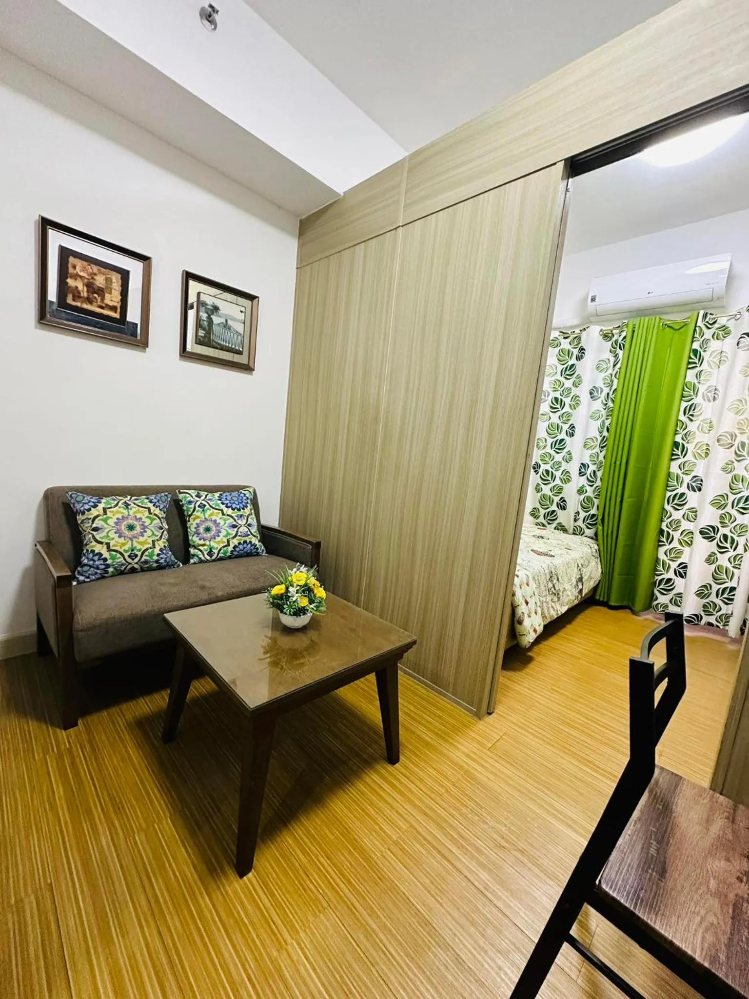 1bedroom With Balcony Taguig Near Bgc mc kinley