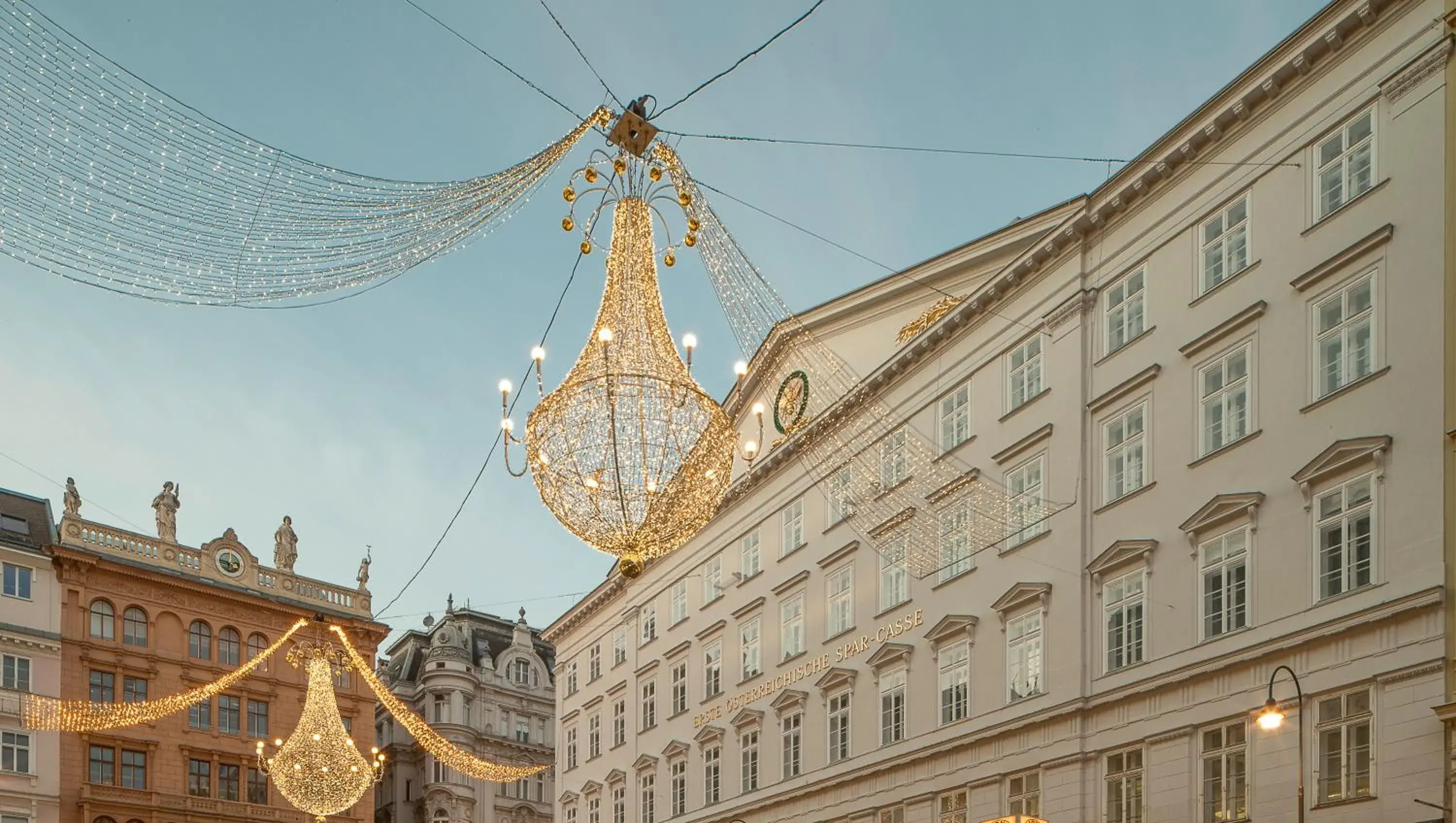 Facade/entrance in Rosewood Vienna Facade/entrance in Rosewood Vienna