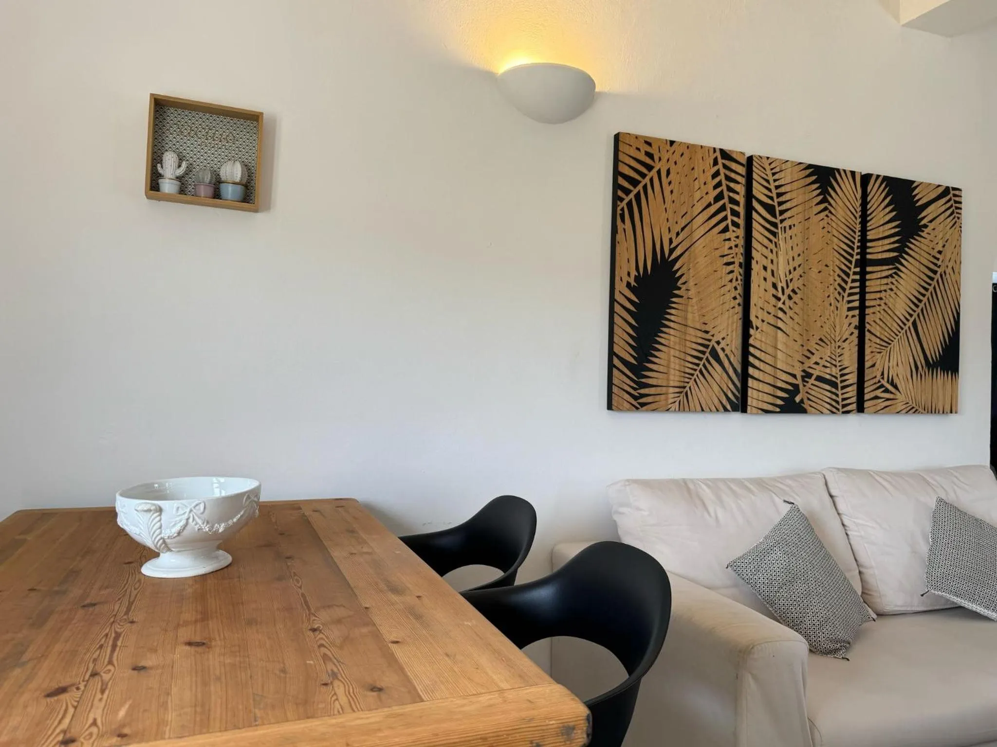 Dining area in Le Lanterne Resort