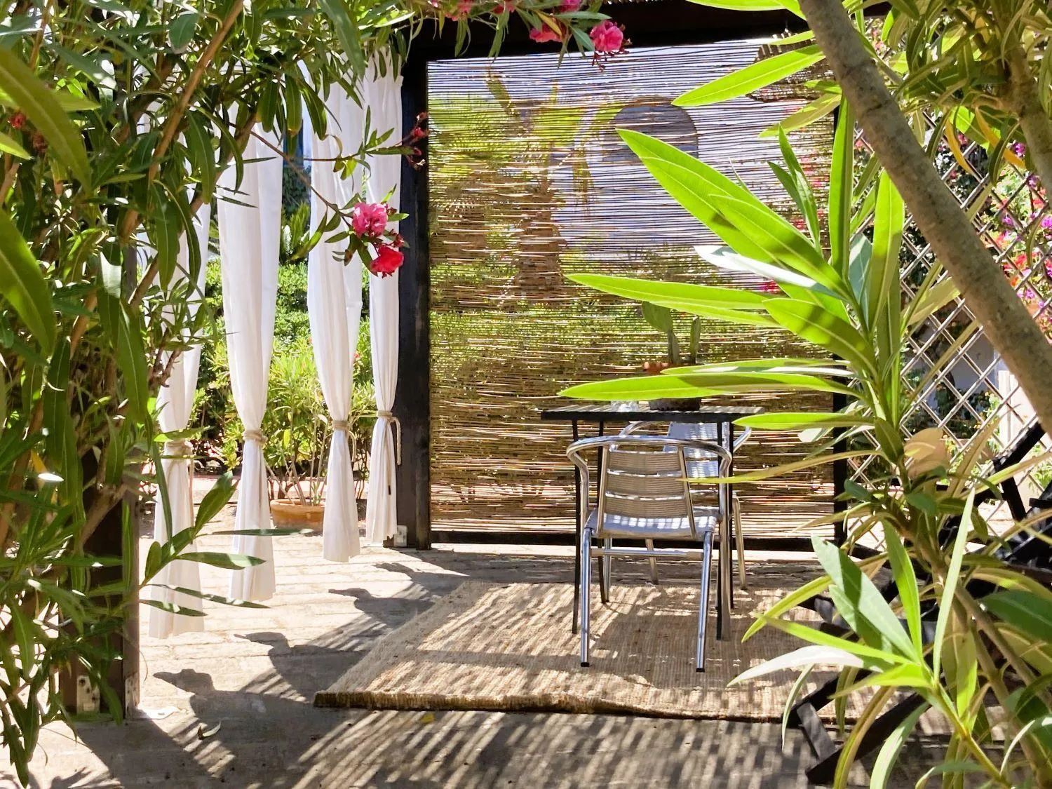 Patio in Le Lanterne Resort