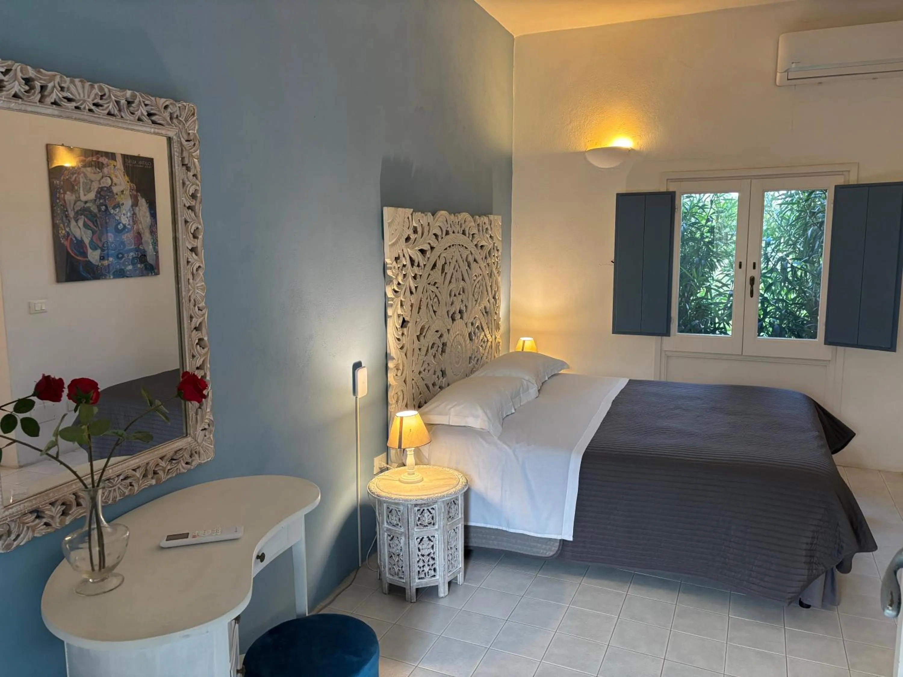 Bedroom, Bed in Le Lanterne Resort