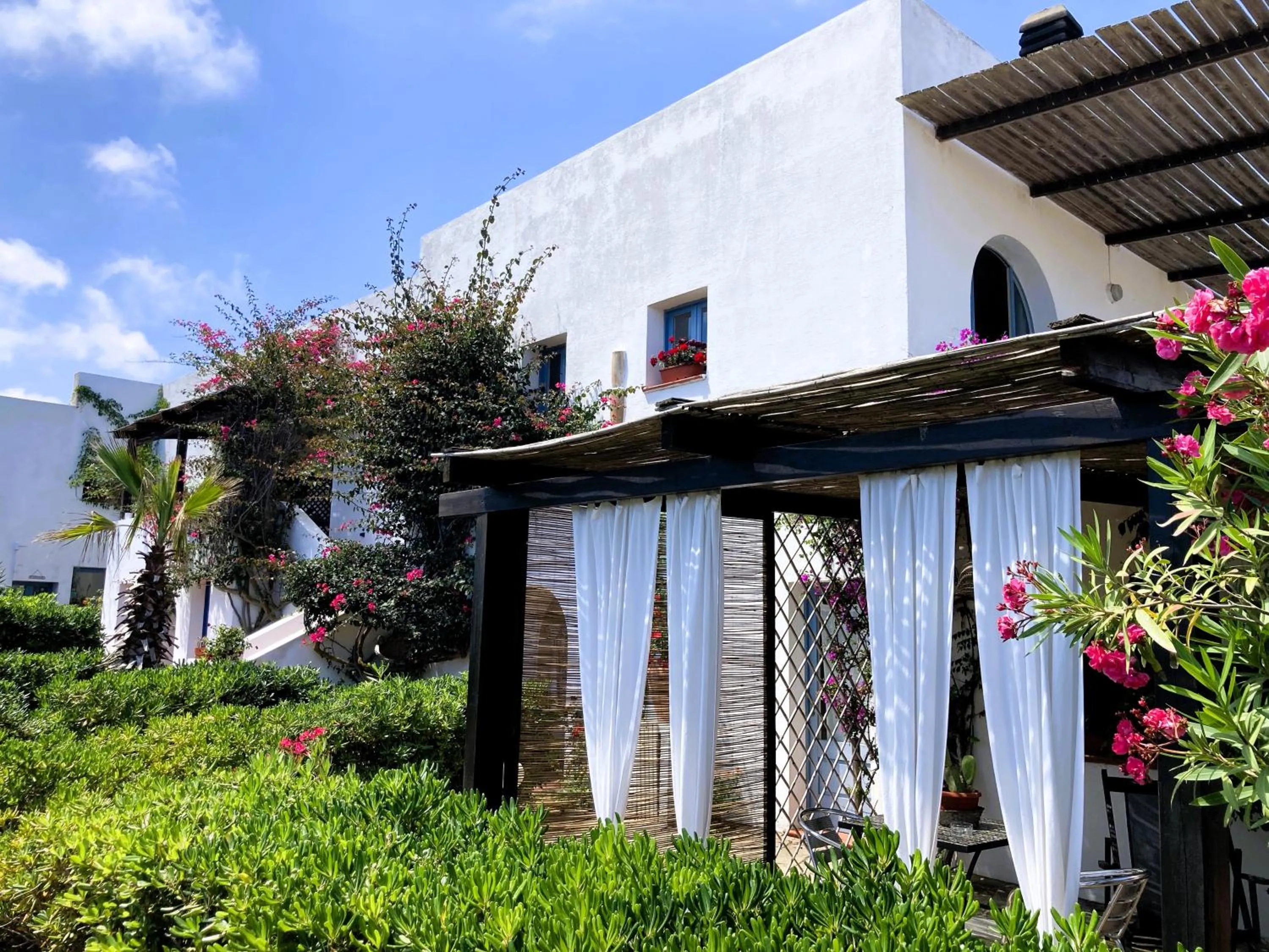Property building in Le Lanterne Resort