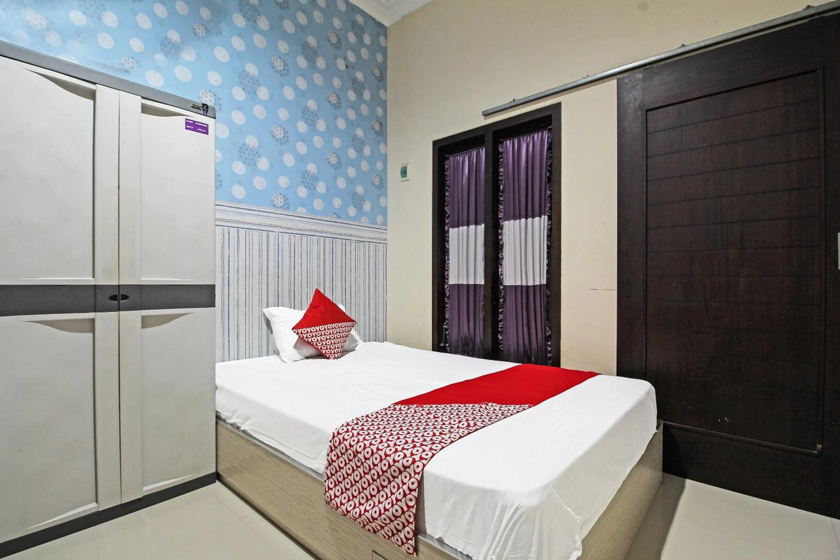 Bedroom, Bed in Hotel O Family Guest House Syariah