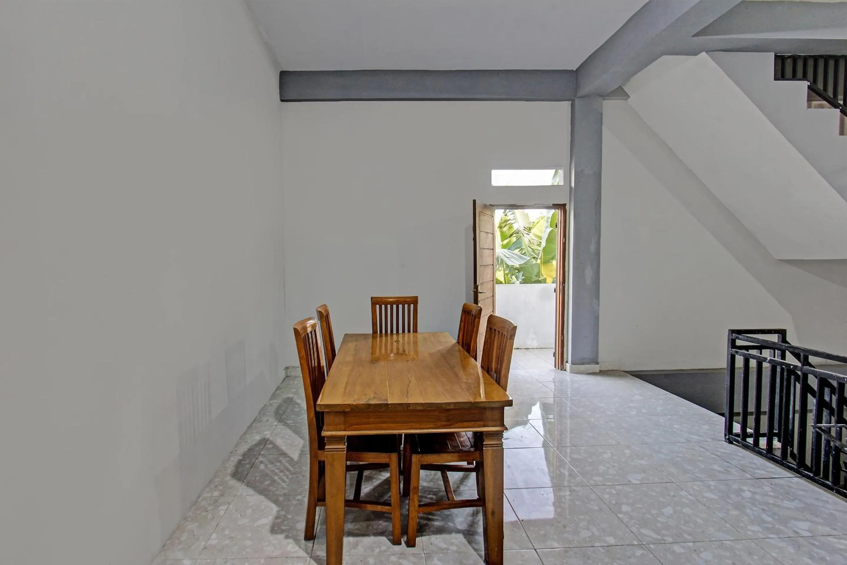 Lobby or reception in Hotel O J3