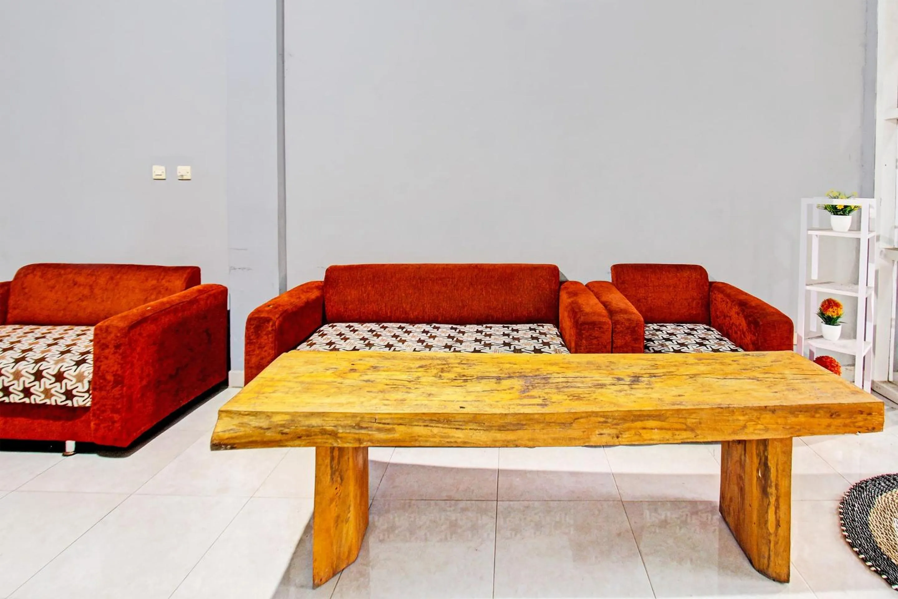 Lobby or reception in Hotel O J3