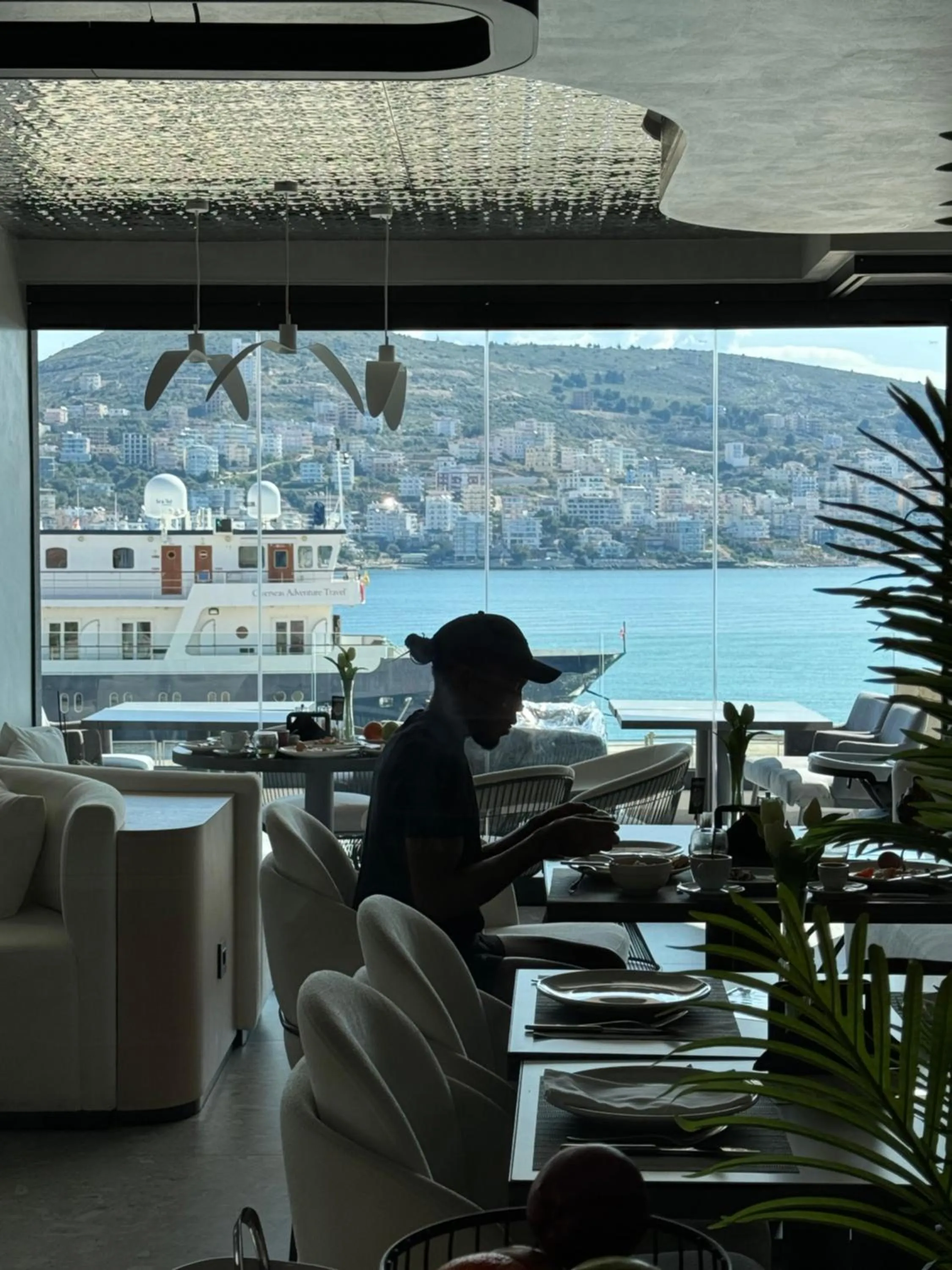 Restaurant/places to eat in AL'YACHT Premium Hotel