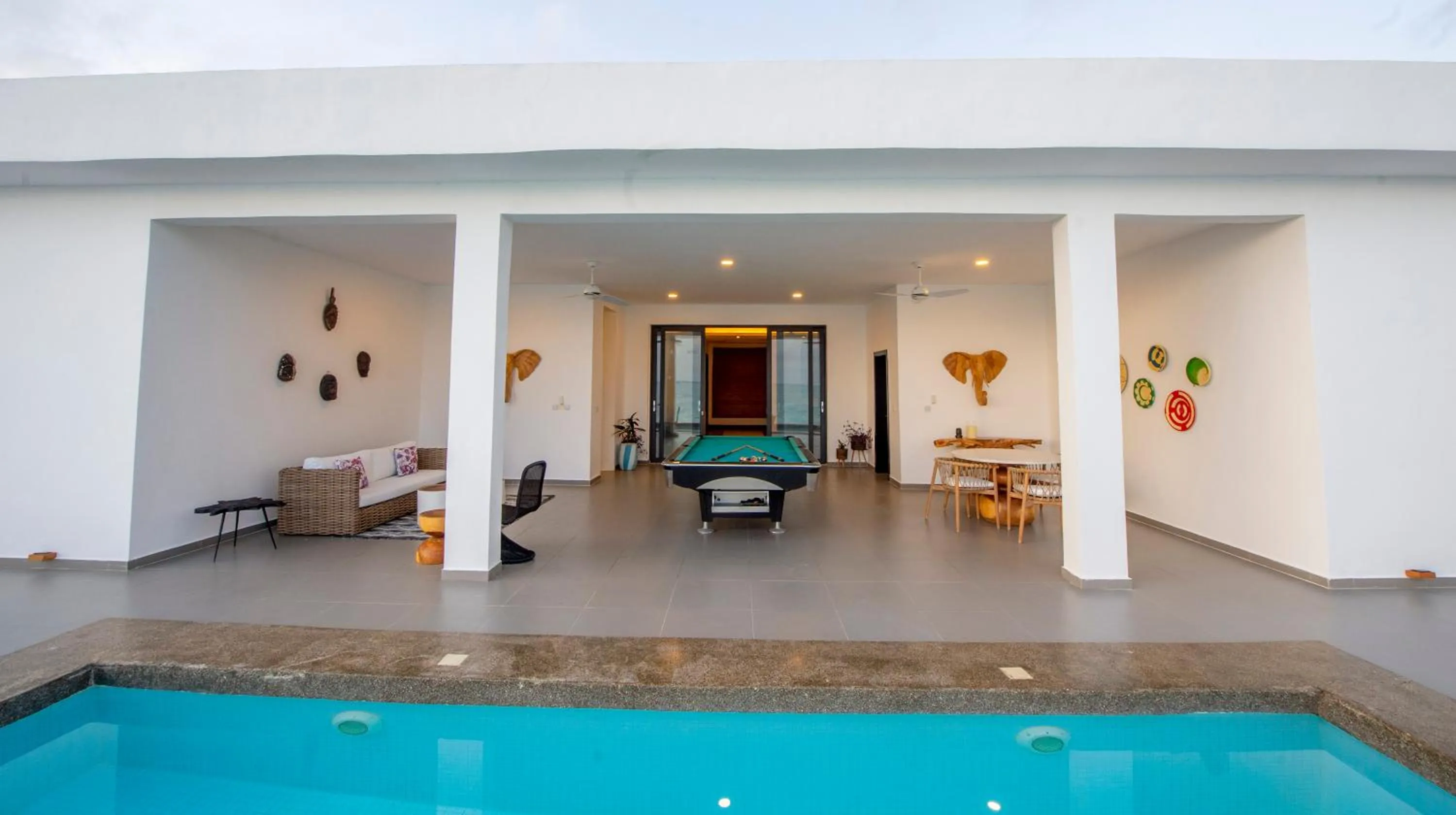 Seating area in Safira Blu Luxury Resort & Villas