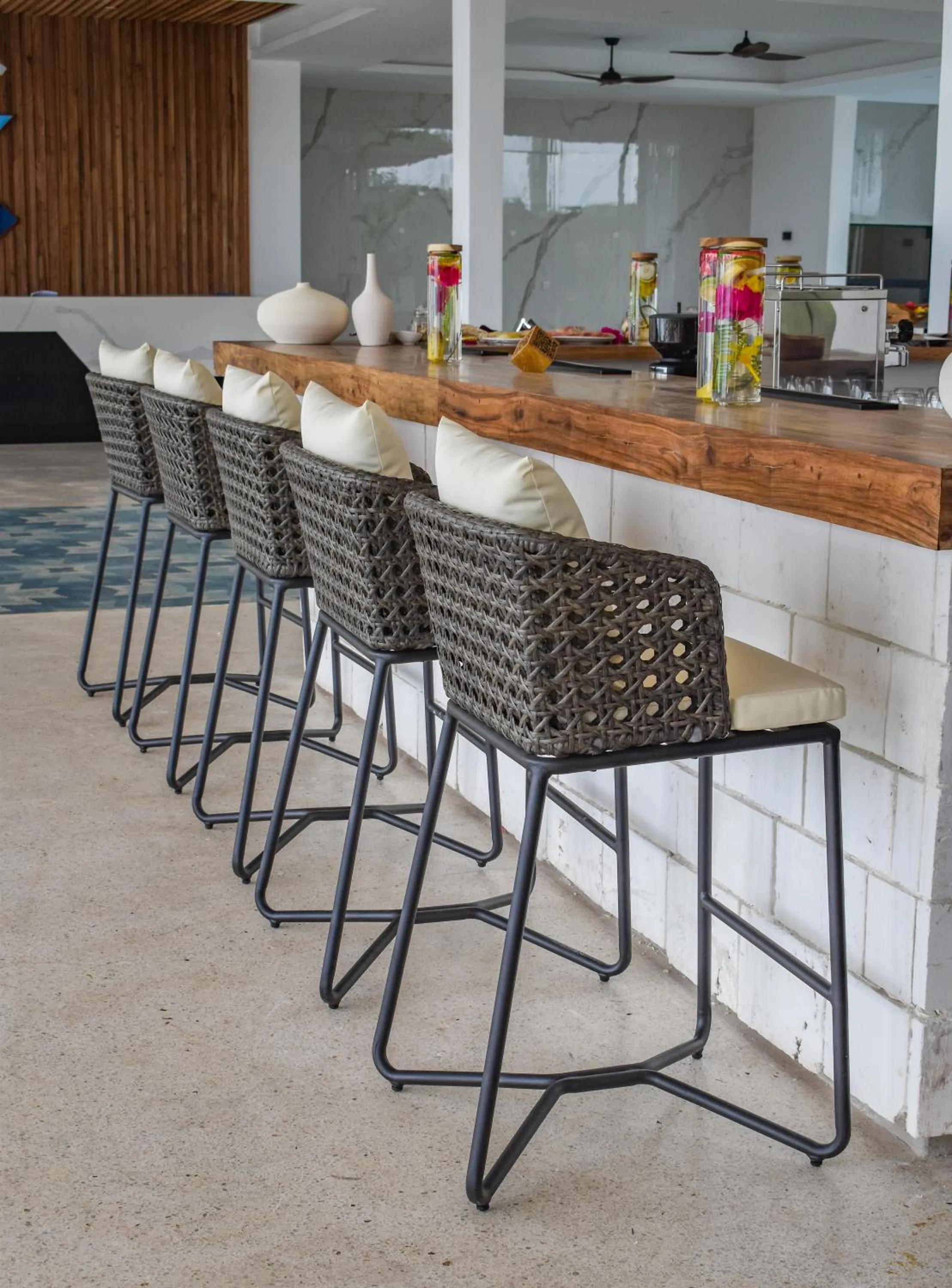 Coffee/tea facilities in Safira Blu Luxury Resort & Villas