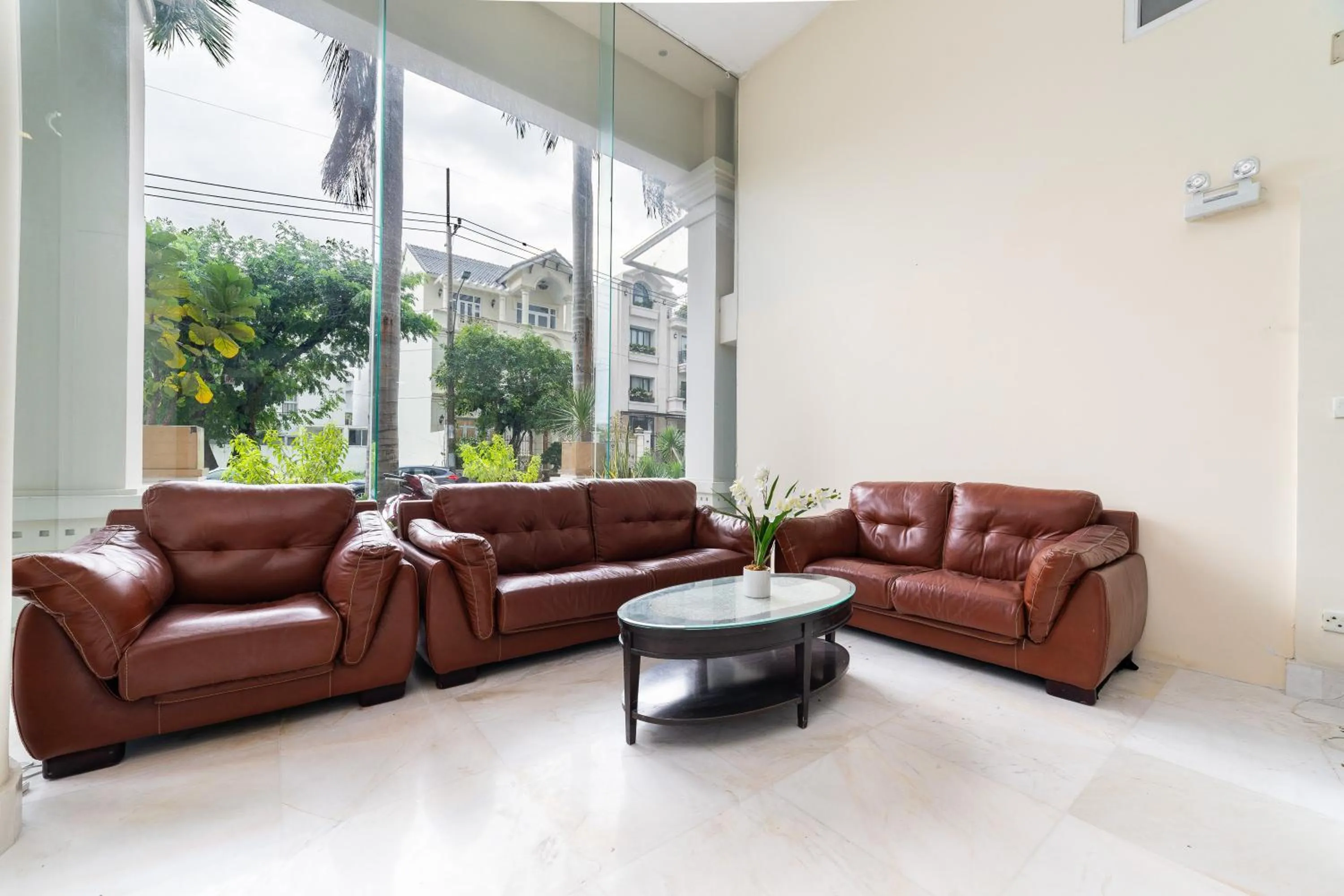 Property building in Collection O Sunshine Garden Hotel