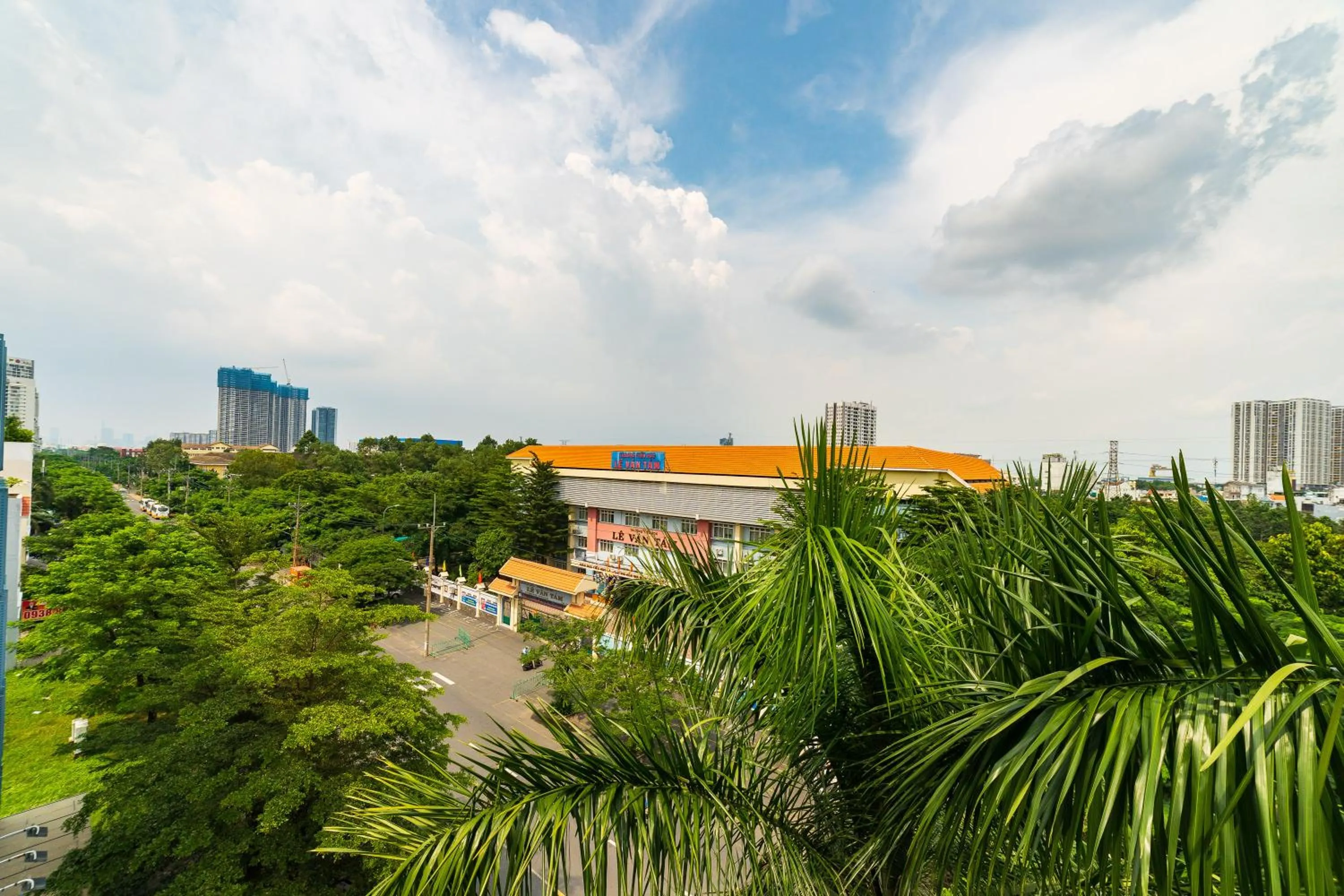 Property building in Collection O Sunshine Garden Hotel