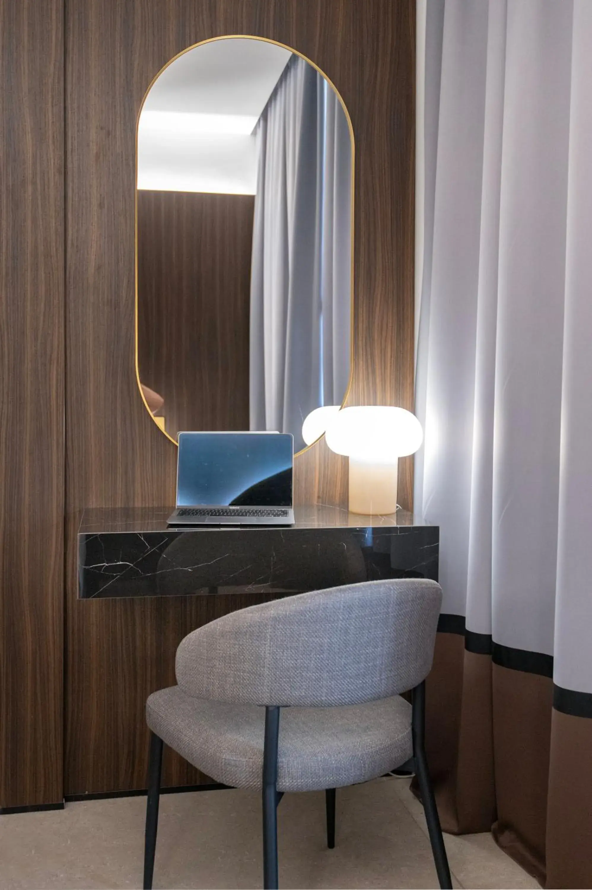 Bedroom in Hotel Europa Bedroom in Hotel Europa