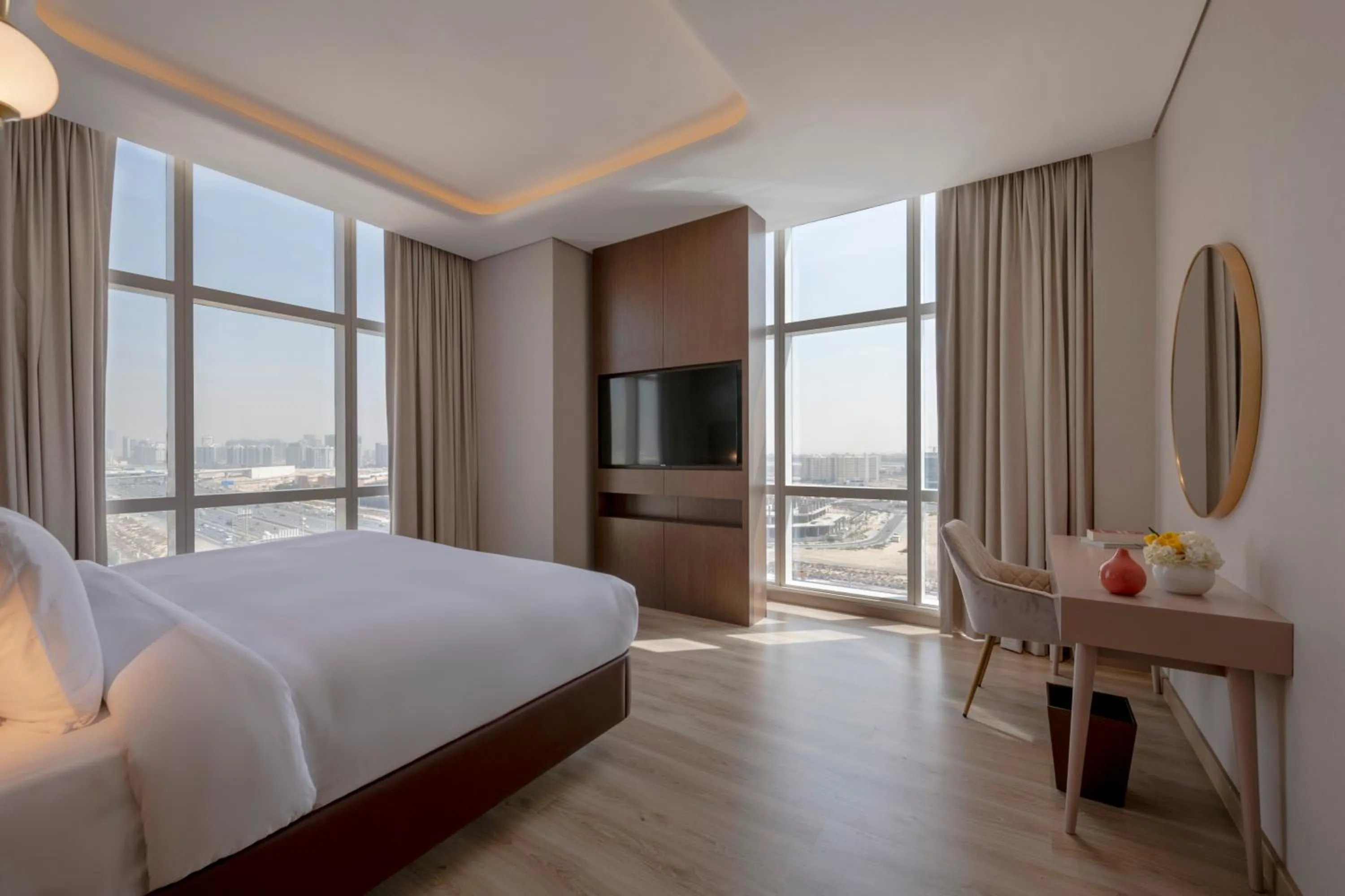 City view, Bed in Movenpick Jumeirah Village Triangle