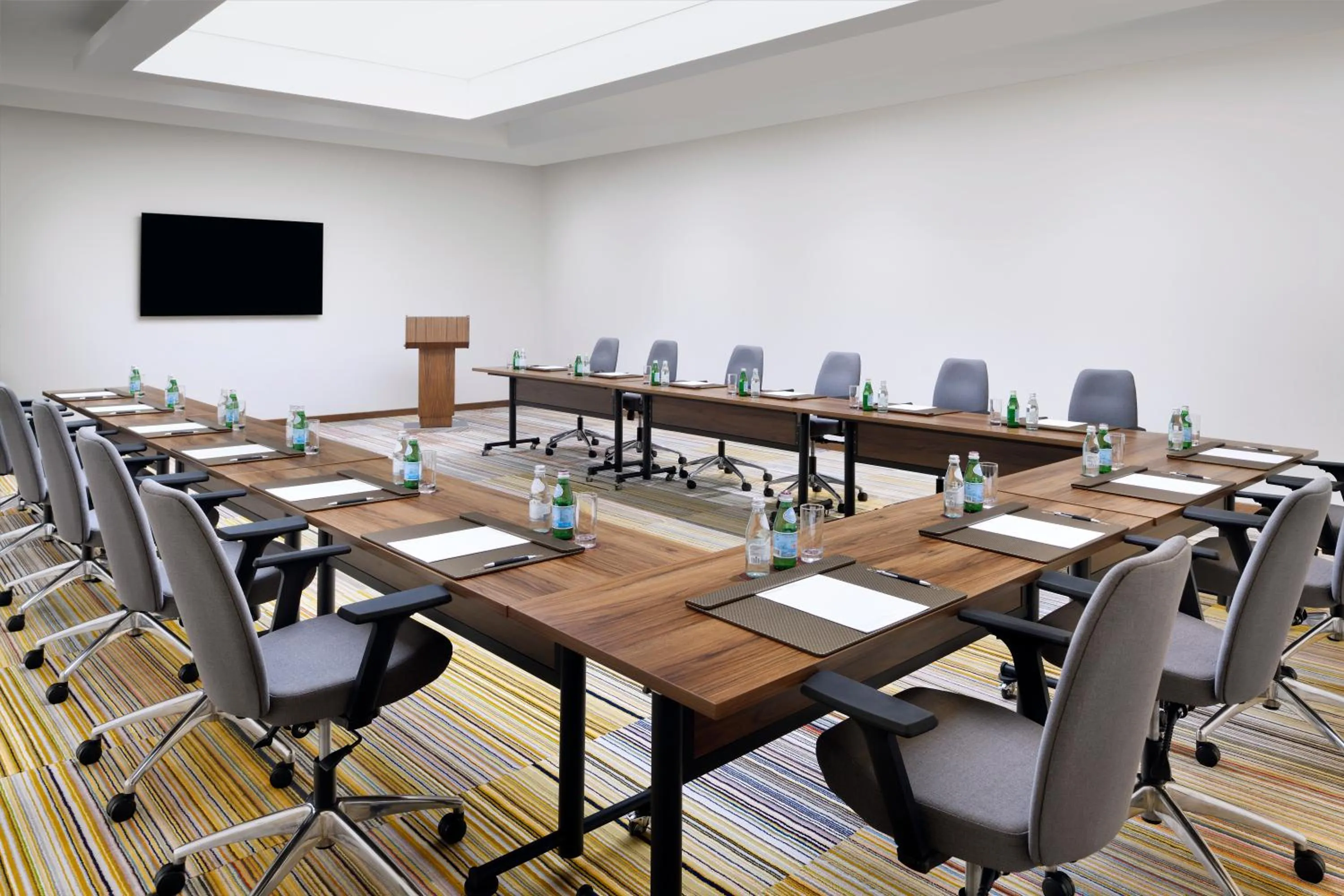 Meeting/conference room in Movenpick Jumeirah Village Triangle