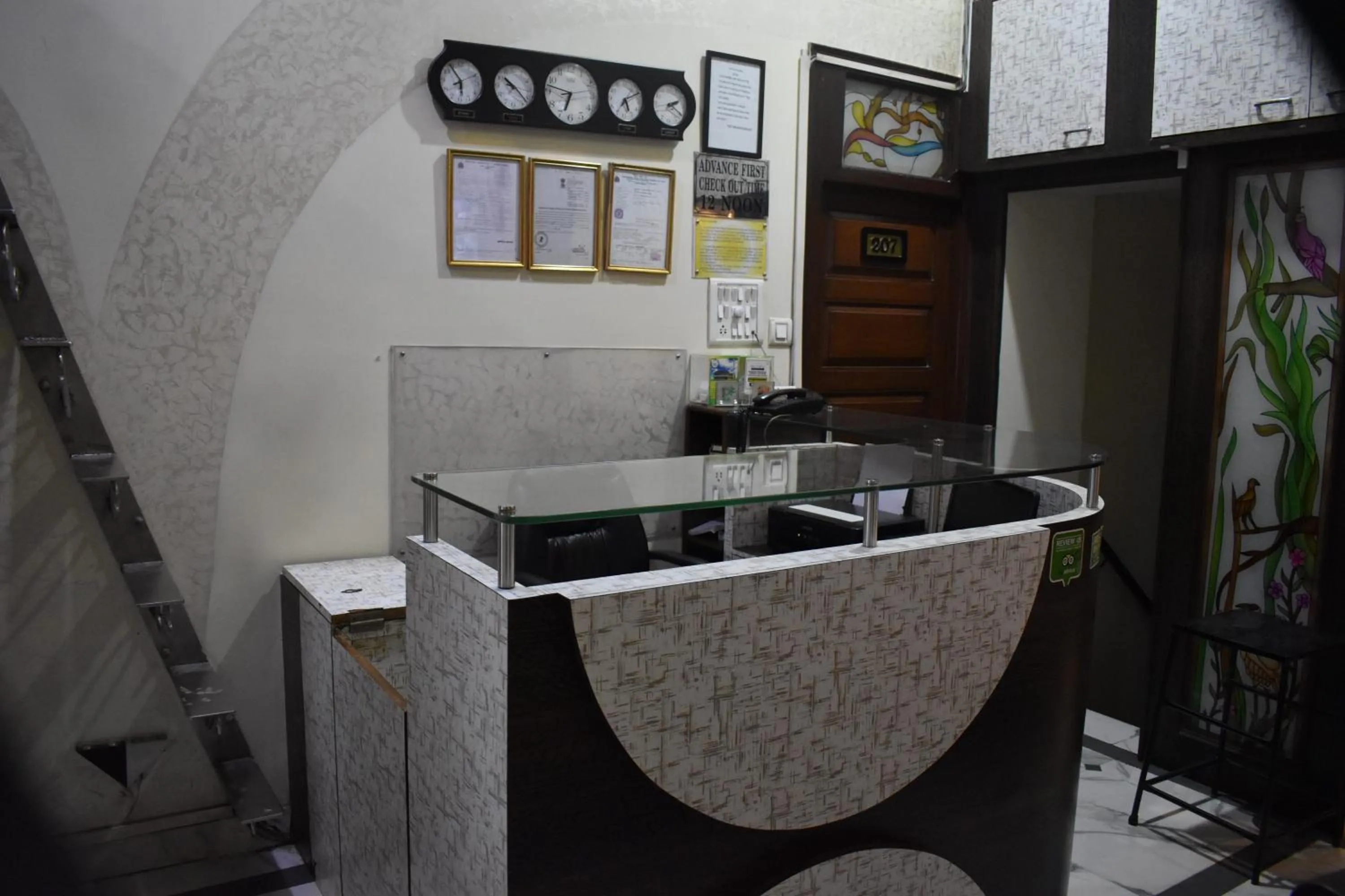 Facade/entrance in Hotel Sea View - Near Taj Hotel