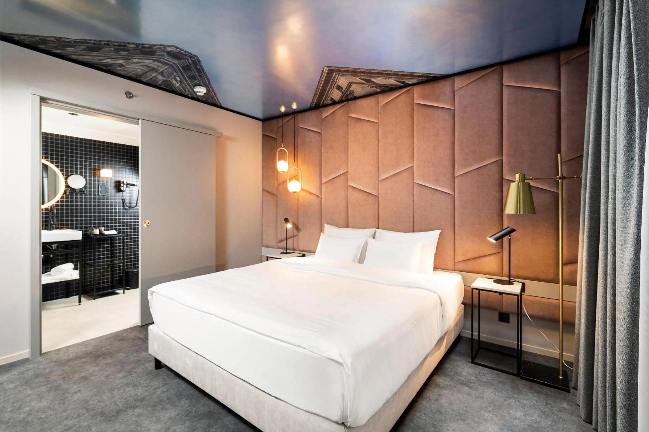 Bed in Three Corners Downtown Hotel