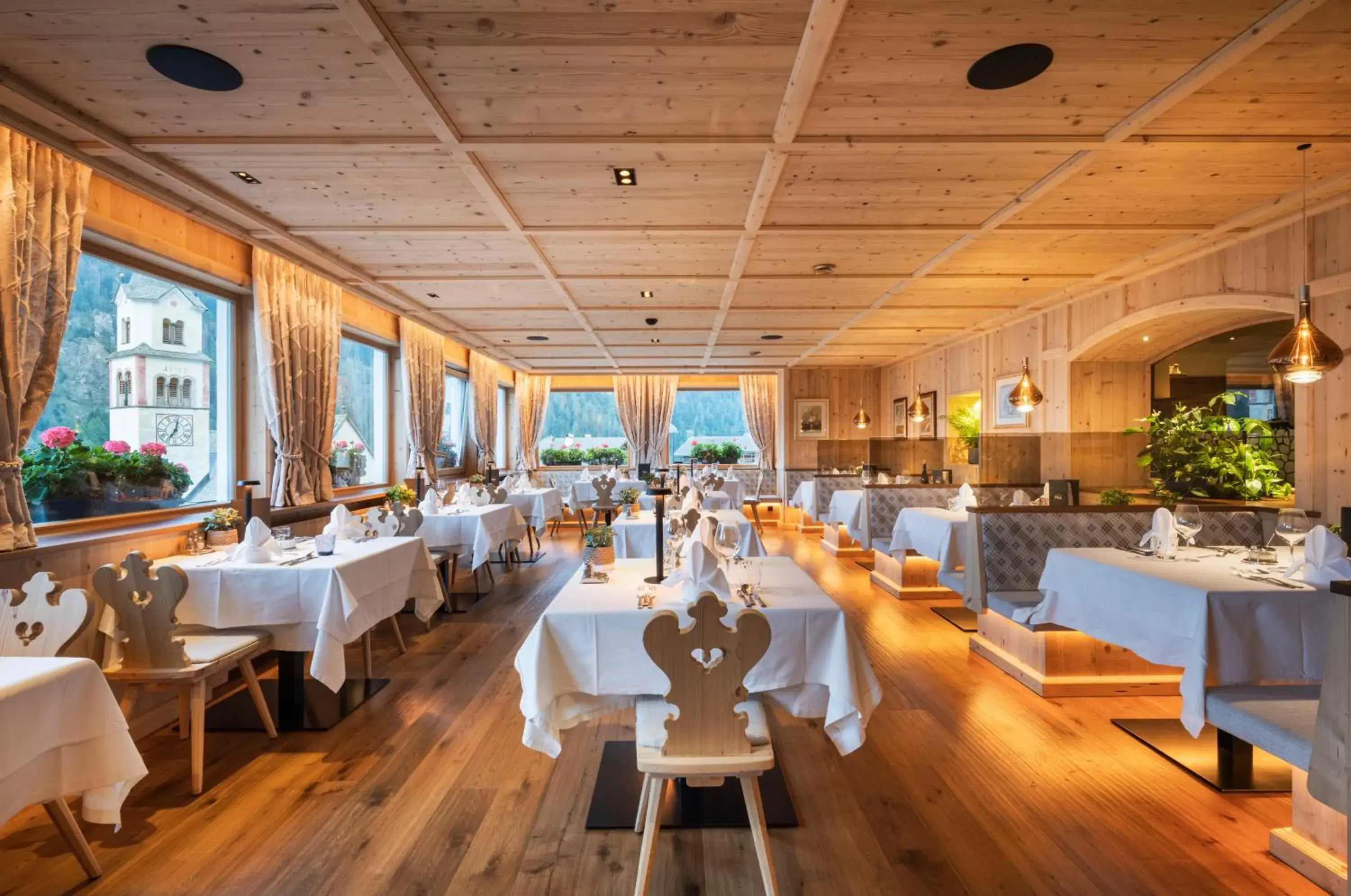 Restaurant/places to eat in Hotel Platz Restaurant/places to eat in Hotel Platz