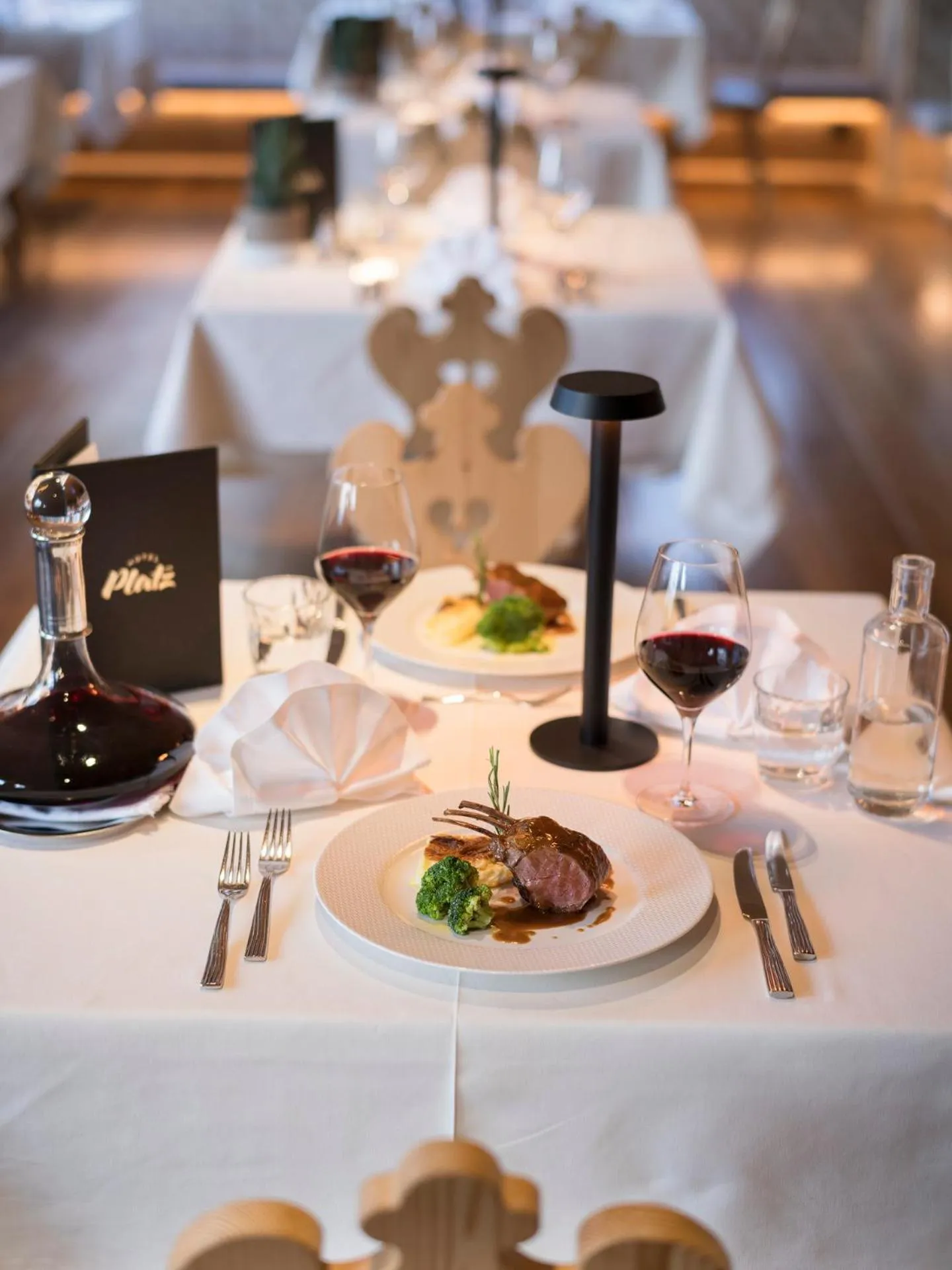 Restaurant/places to eat in Hotel Platz