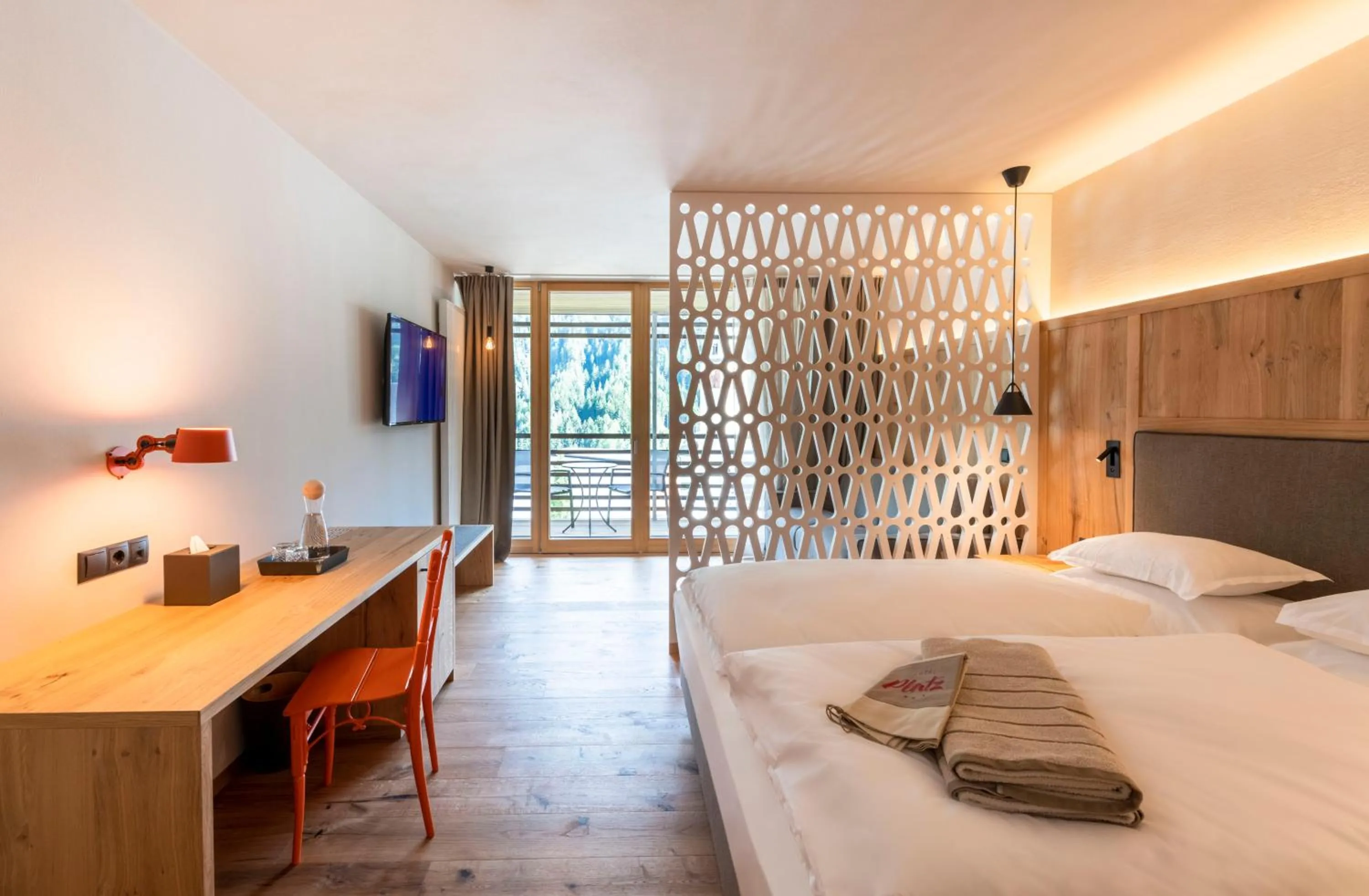 Photo of the whole room, Bed in Hotel Platz