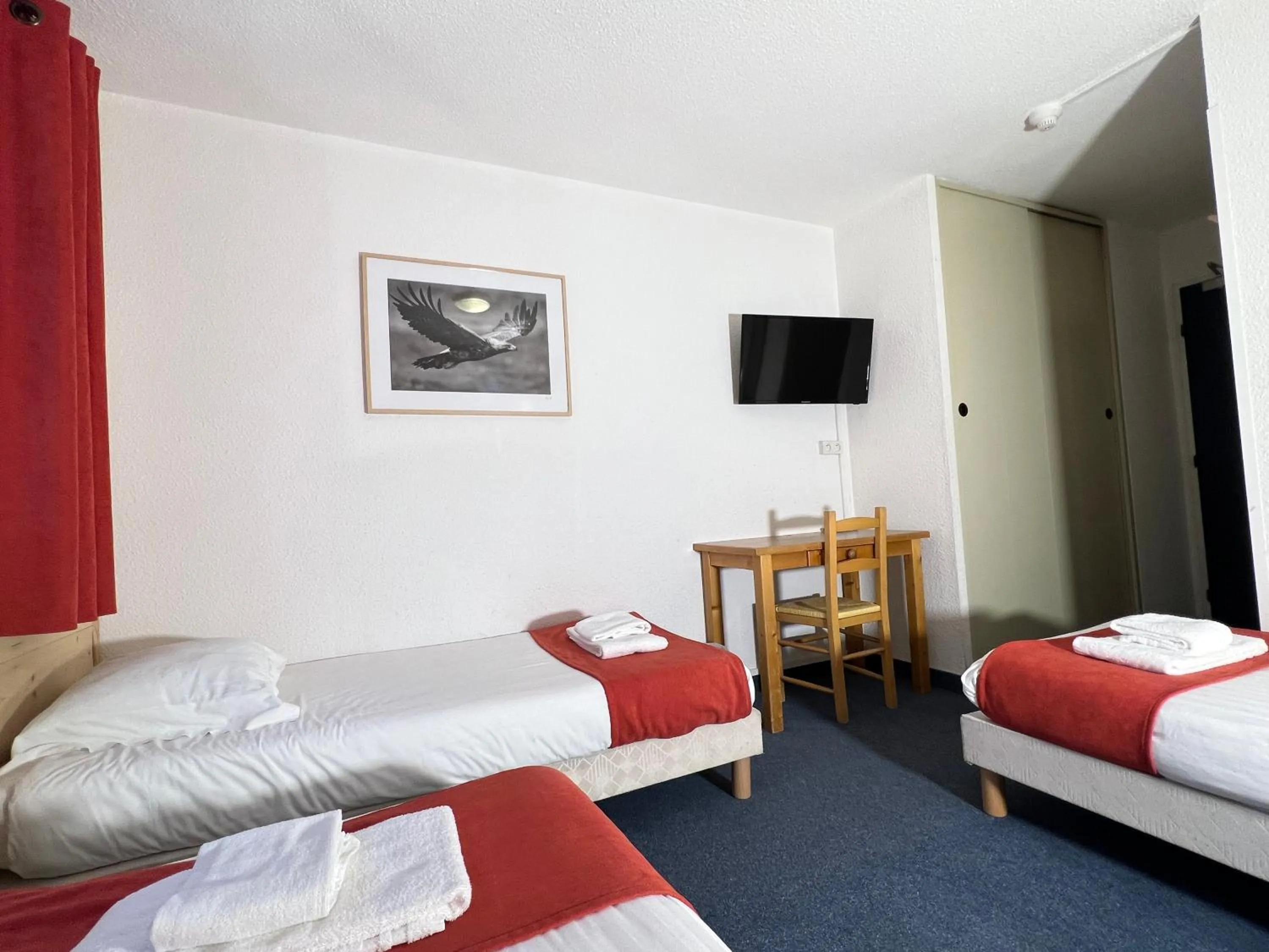 Bed in Le Balcon des Ecrins