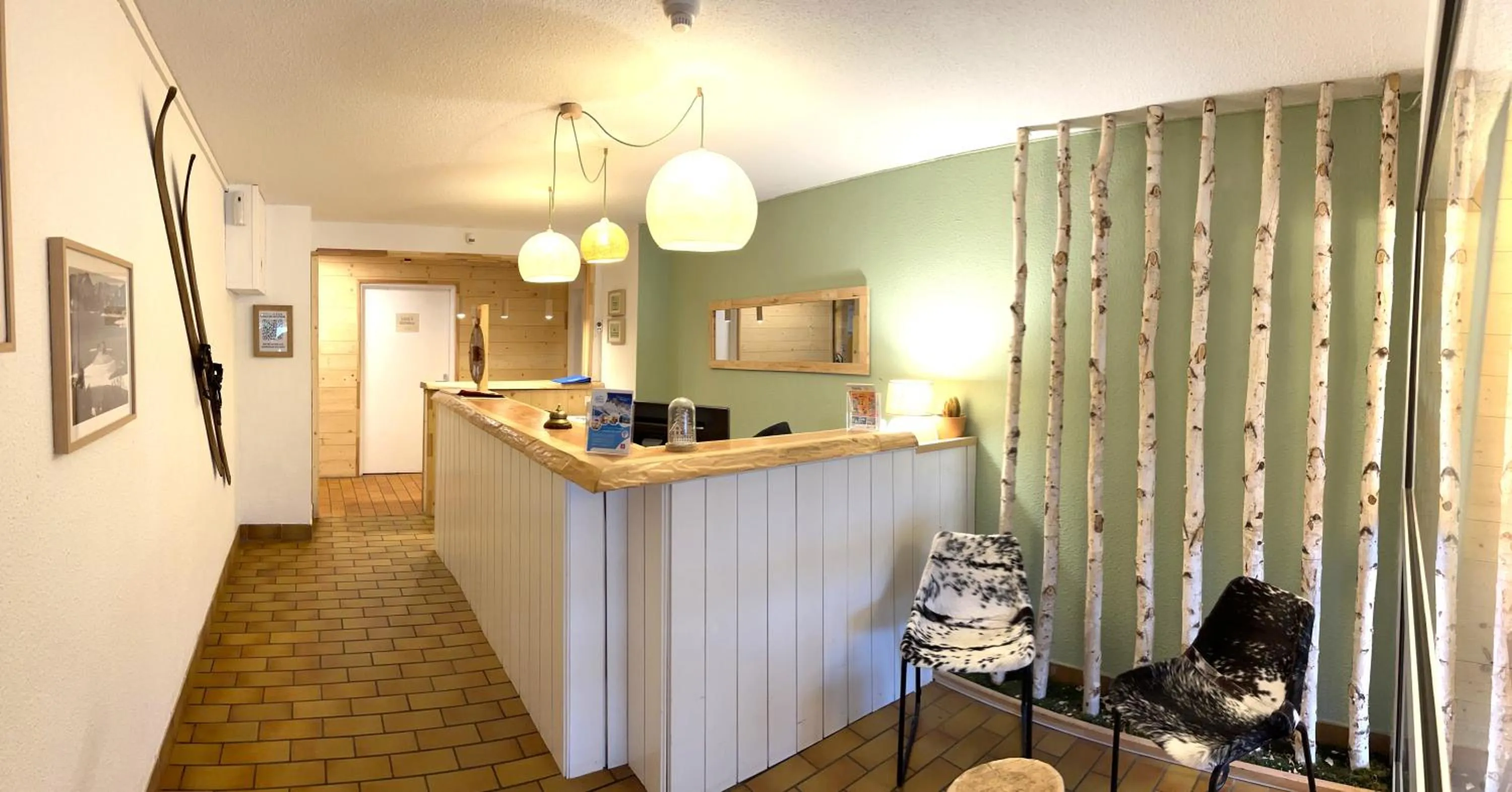 Lobby or reception in Le Balcon des Ecrins