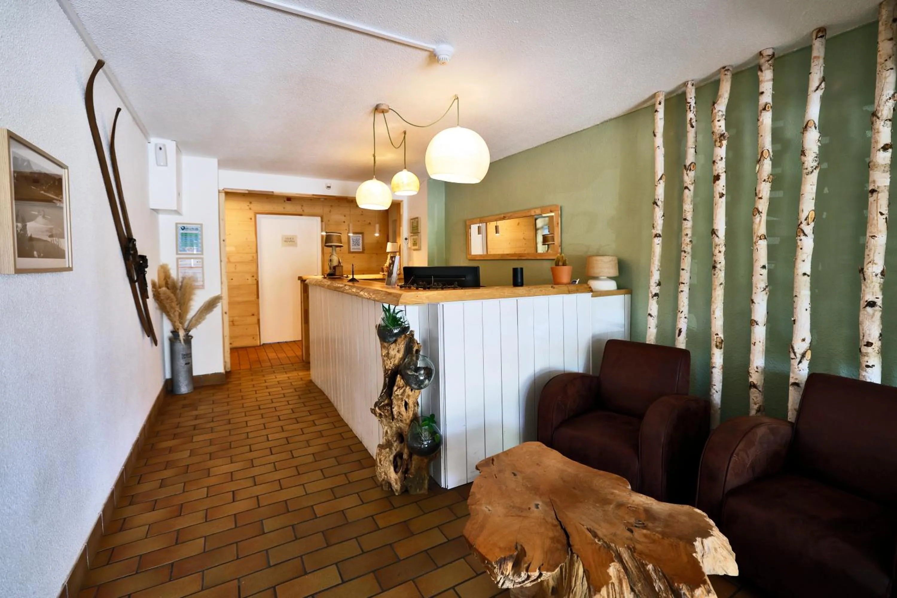 Lobby or reception in Le Balcon des Ecrins